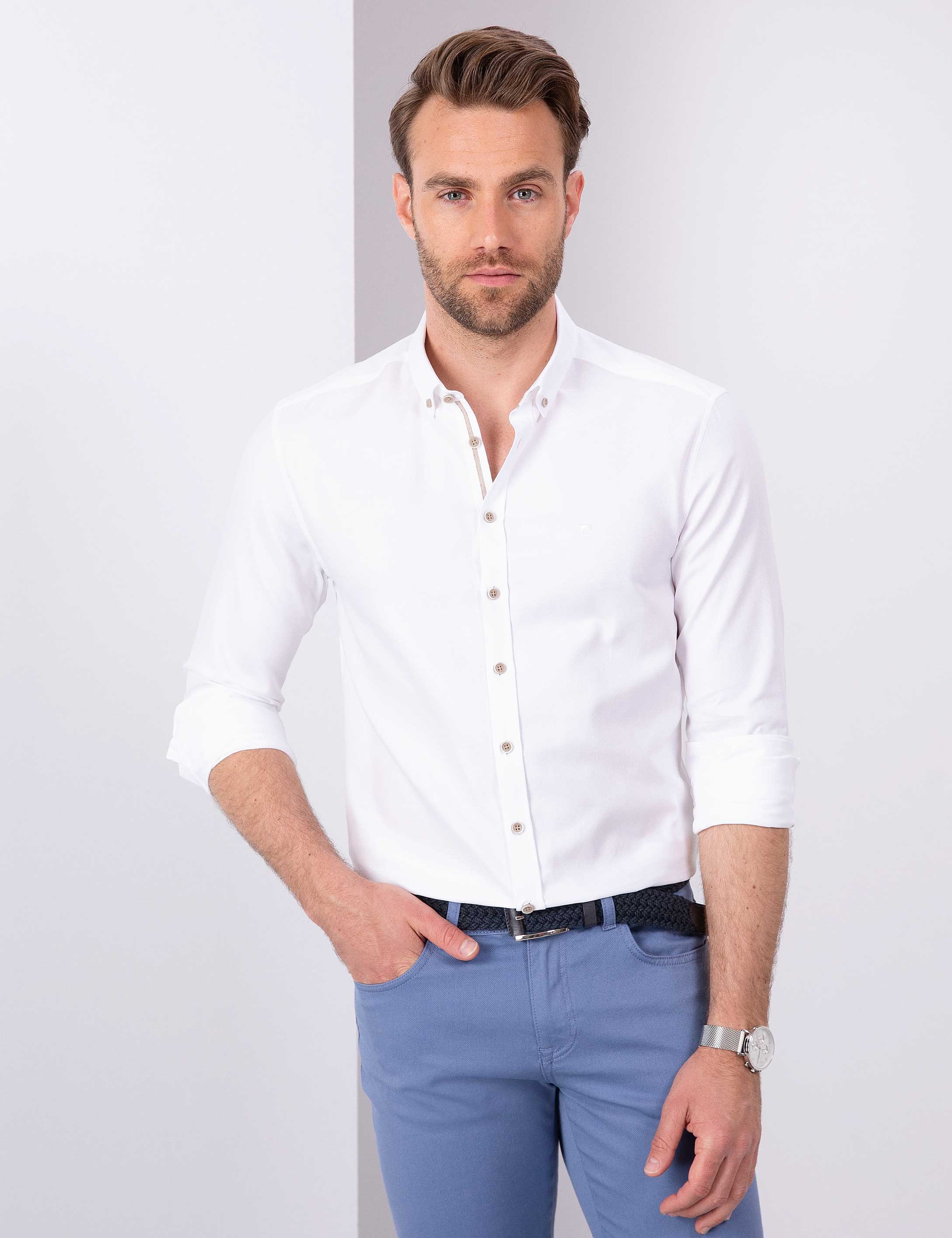 Beyaz Slim Fit Oxford Gömlek - Image 1