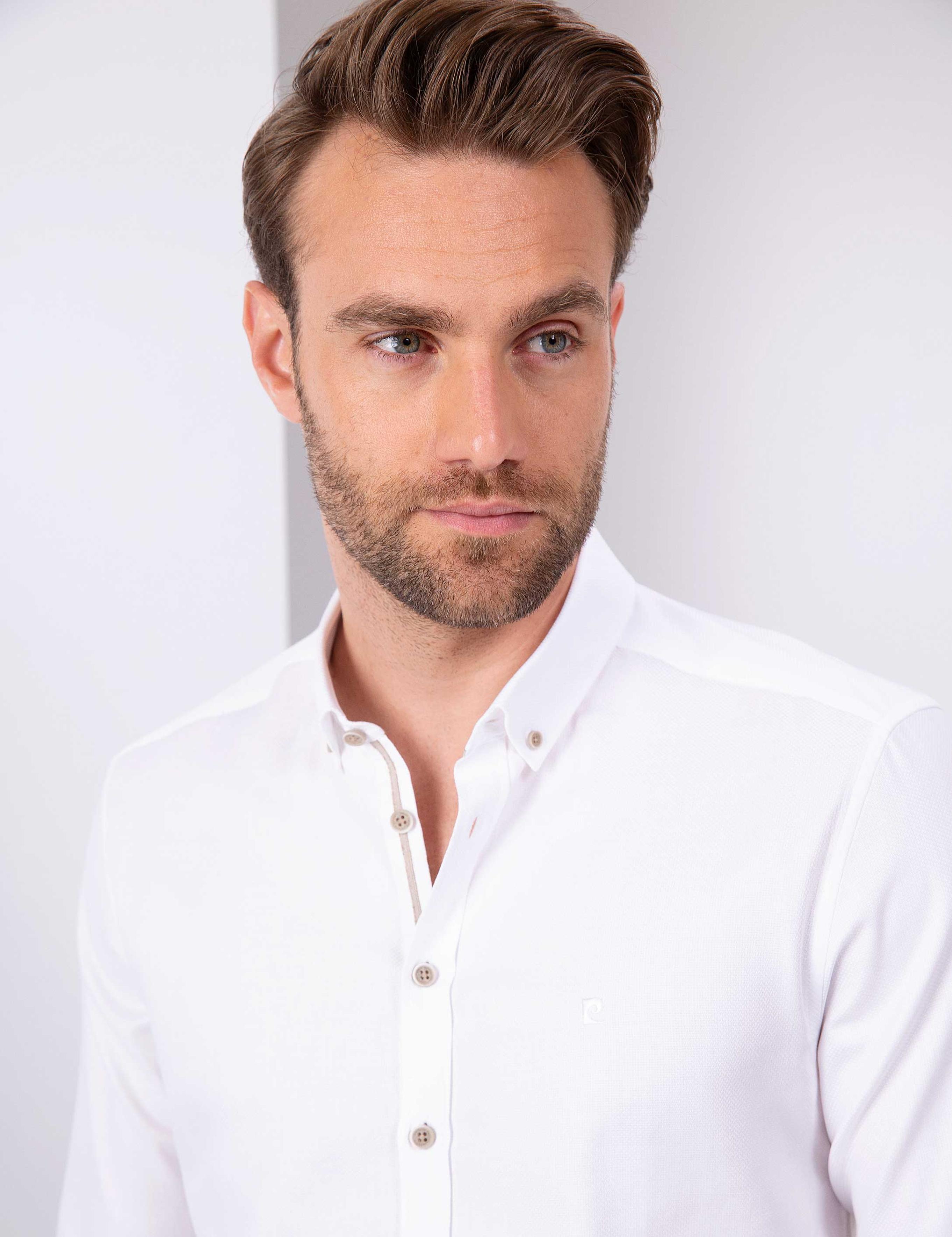 Beyaz Slim Fit Oxford Gömlek