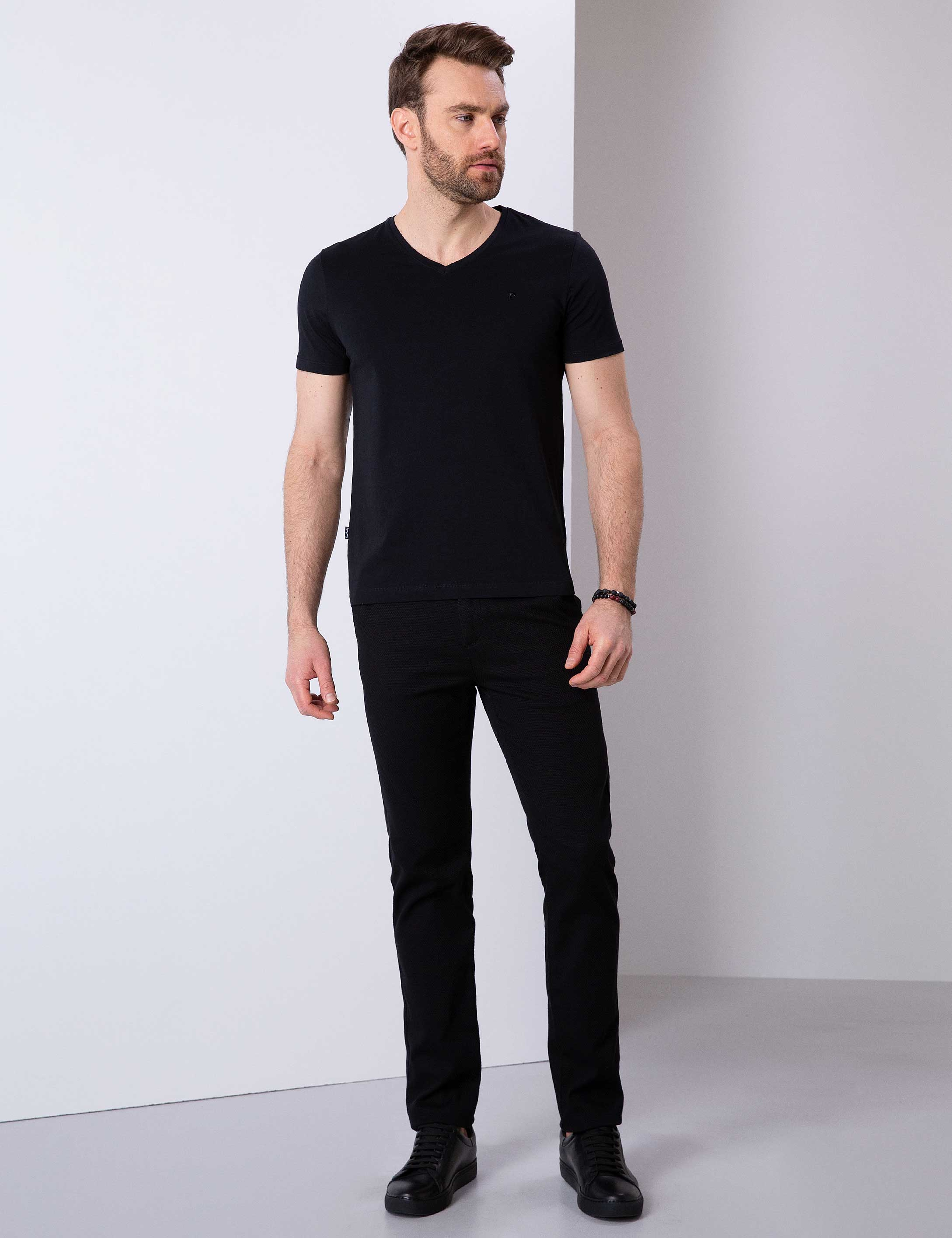 Siyah Slim Fit T-Shirt
