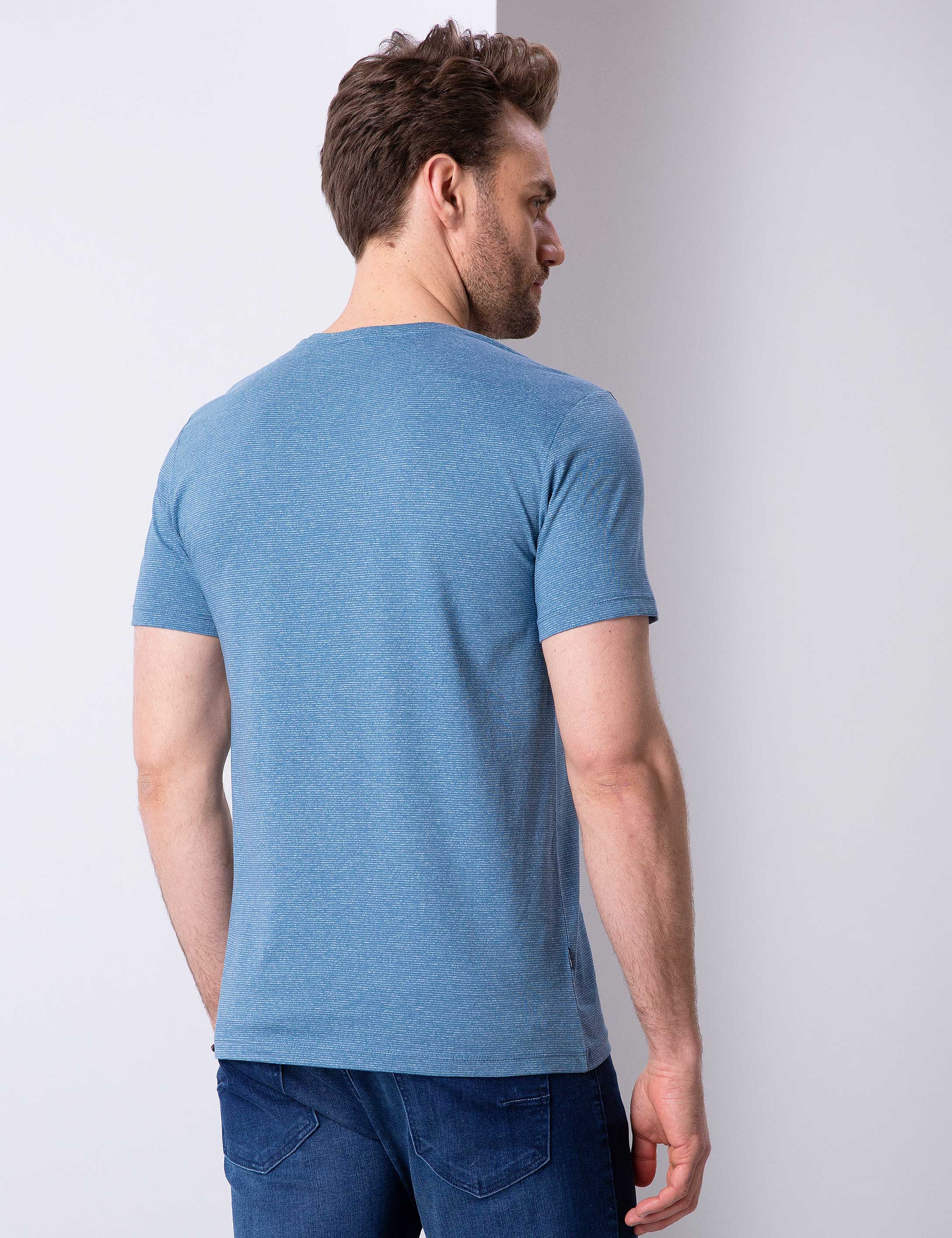 Mavi Slim Fit V Yaka T-Shirt - Image 3