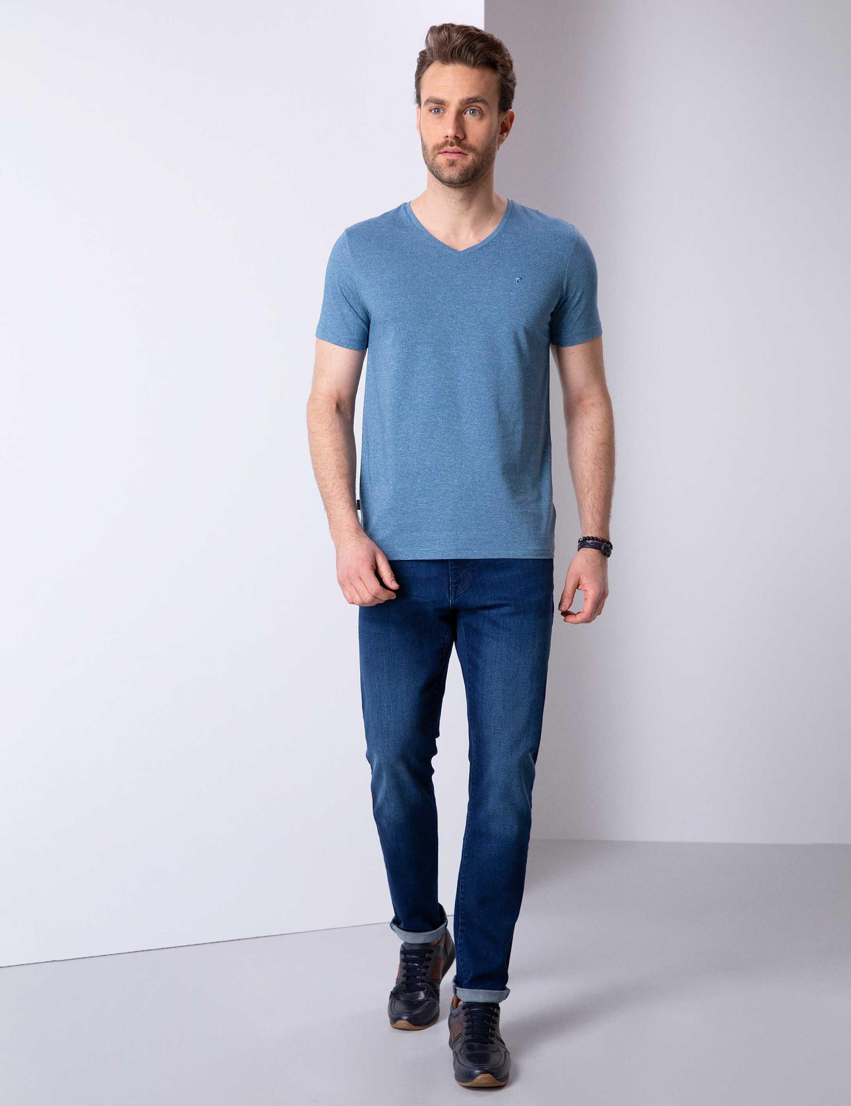 Mavi Slim Fit V Yaka T-Shirt