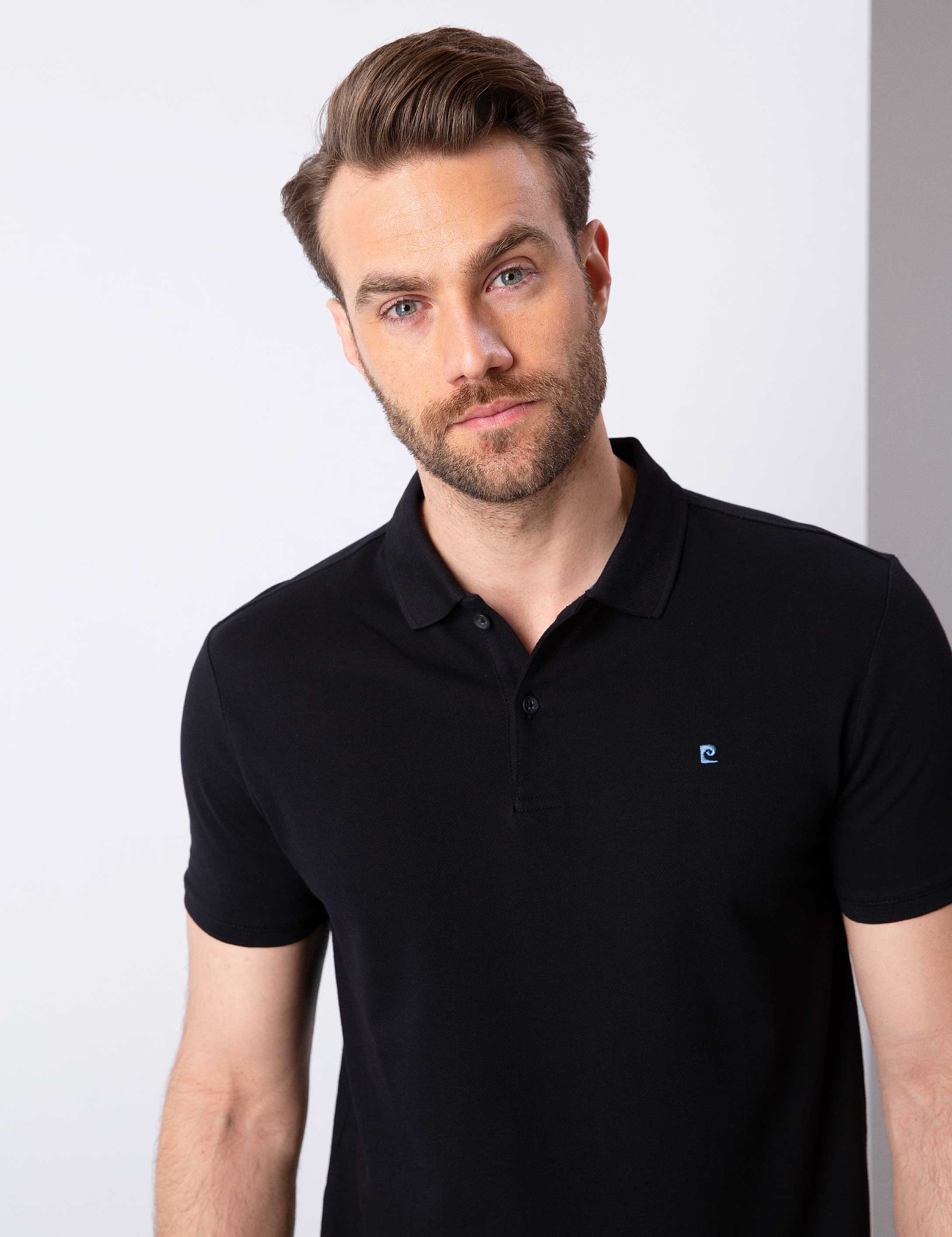 Siyah Slim Fit Basic Tişört - Image 2