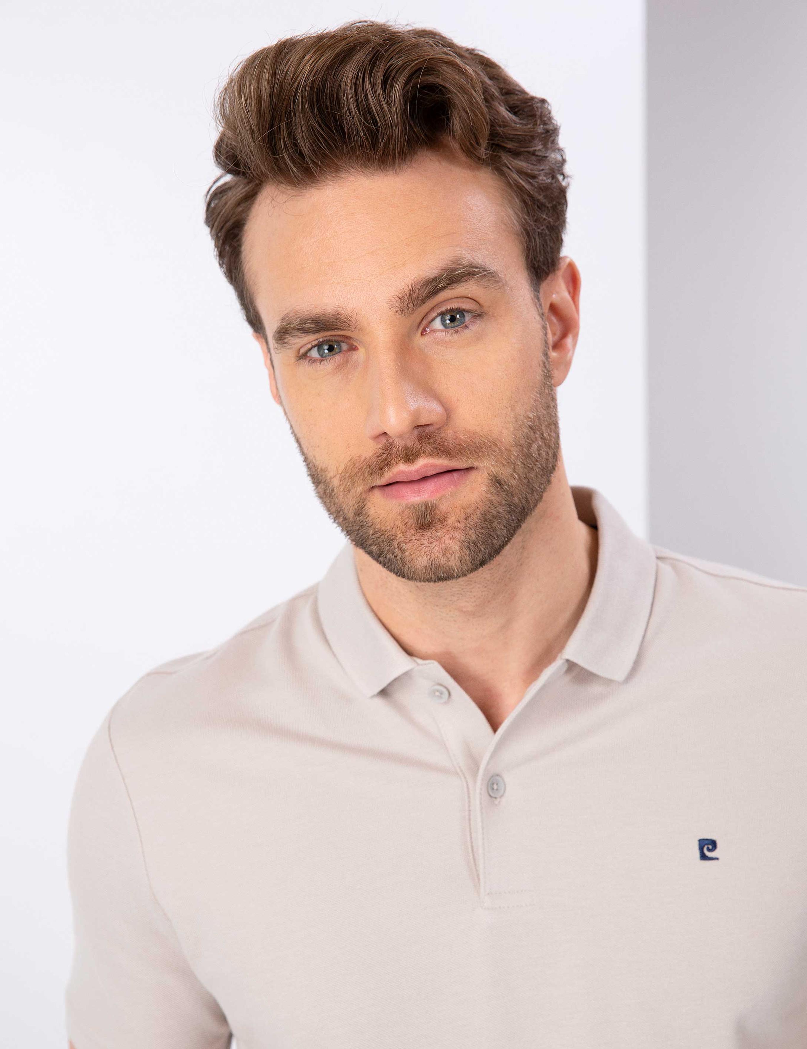 Taş Slim Fit Basic Tişört