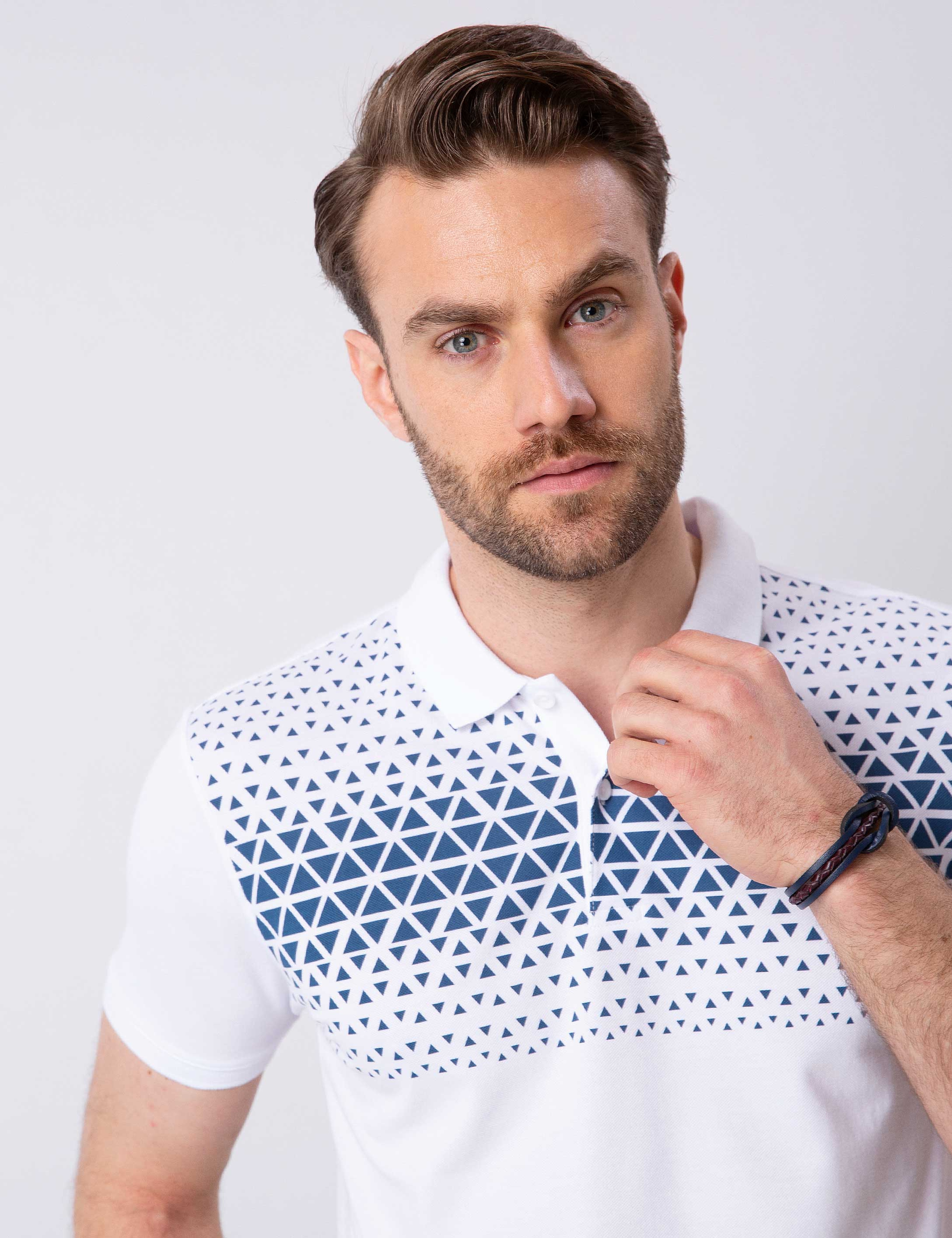 Beyaz Slim Fit T-Shirt