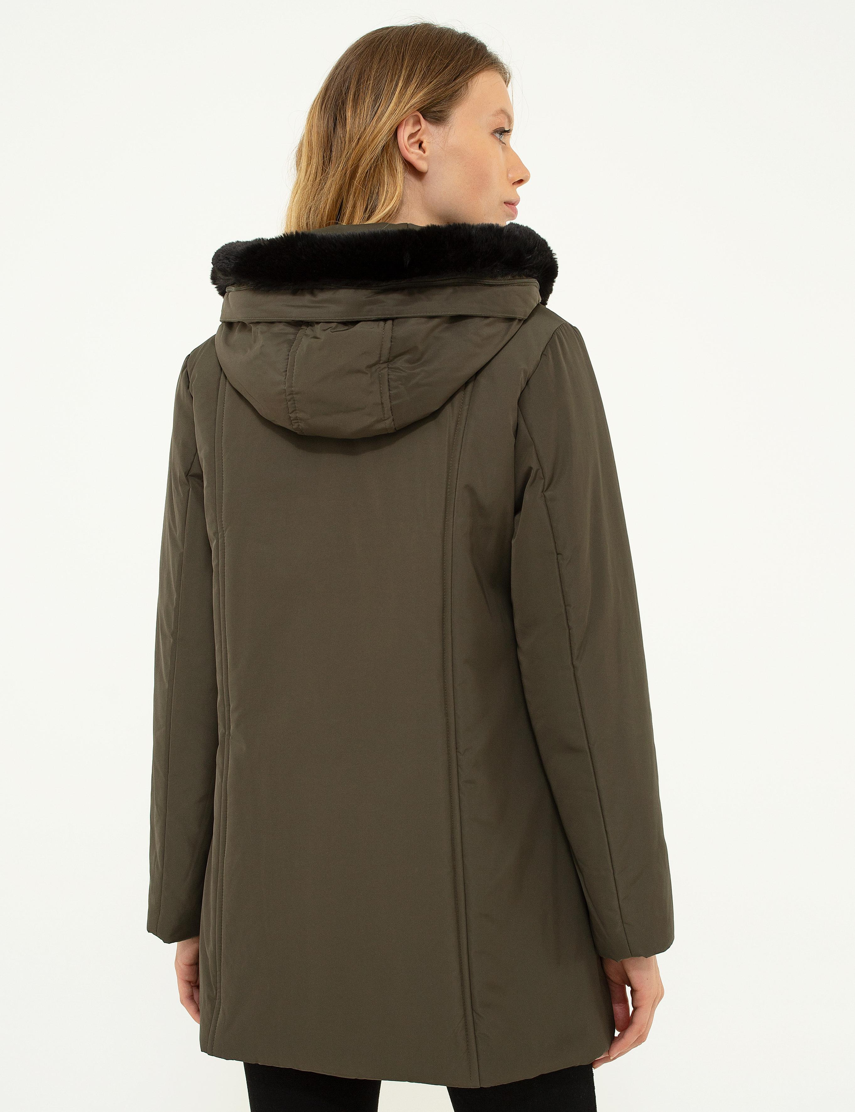 Haki Standart Fit Mont