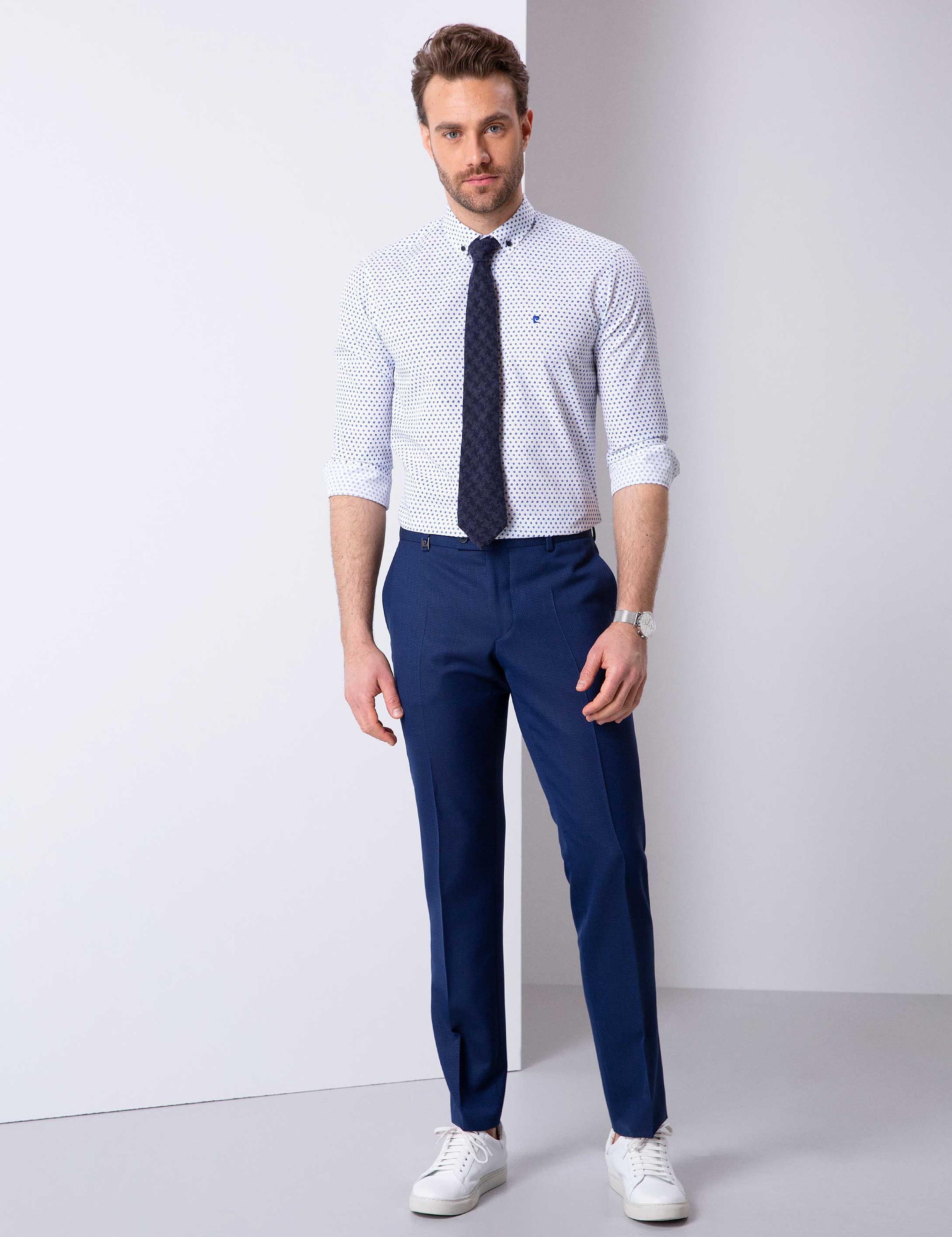 Beyaz Slim Fit Gömlek