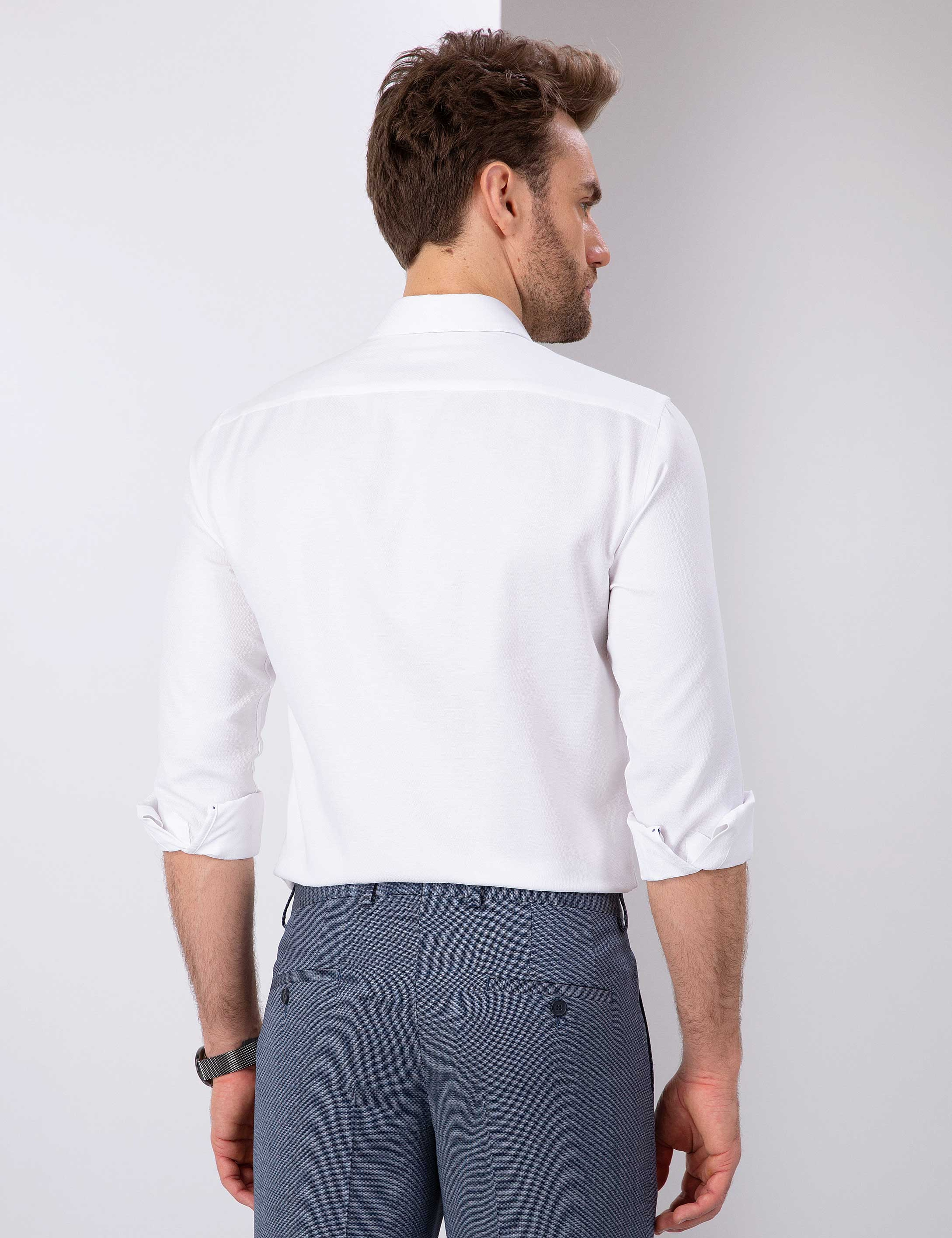 Beyaz Slim Fit Uzun Kollu Gömlek
