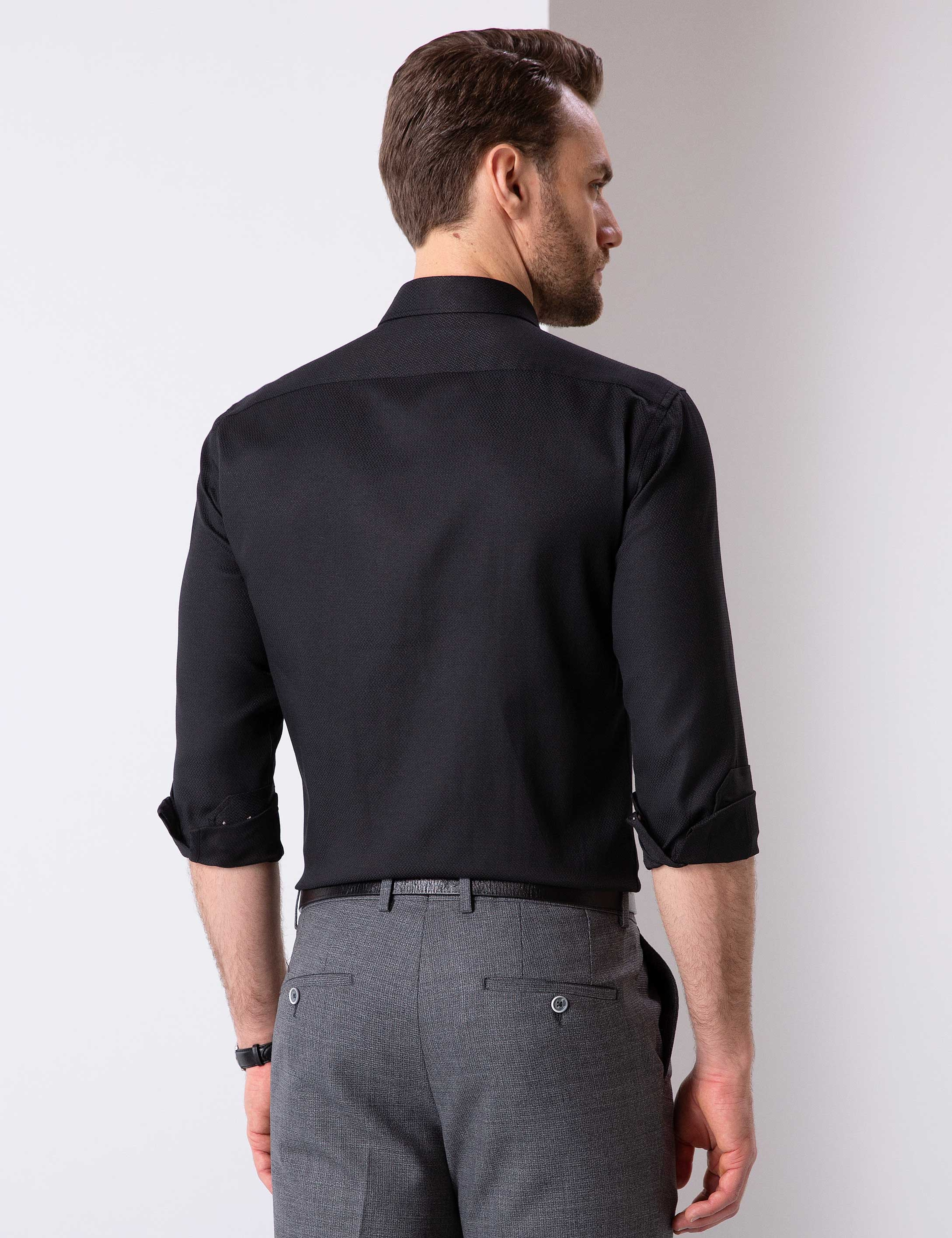 Siyah Slim Fit Armürlü Gömlek