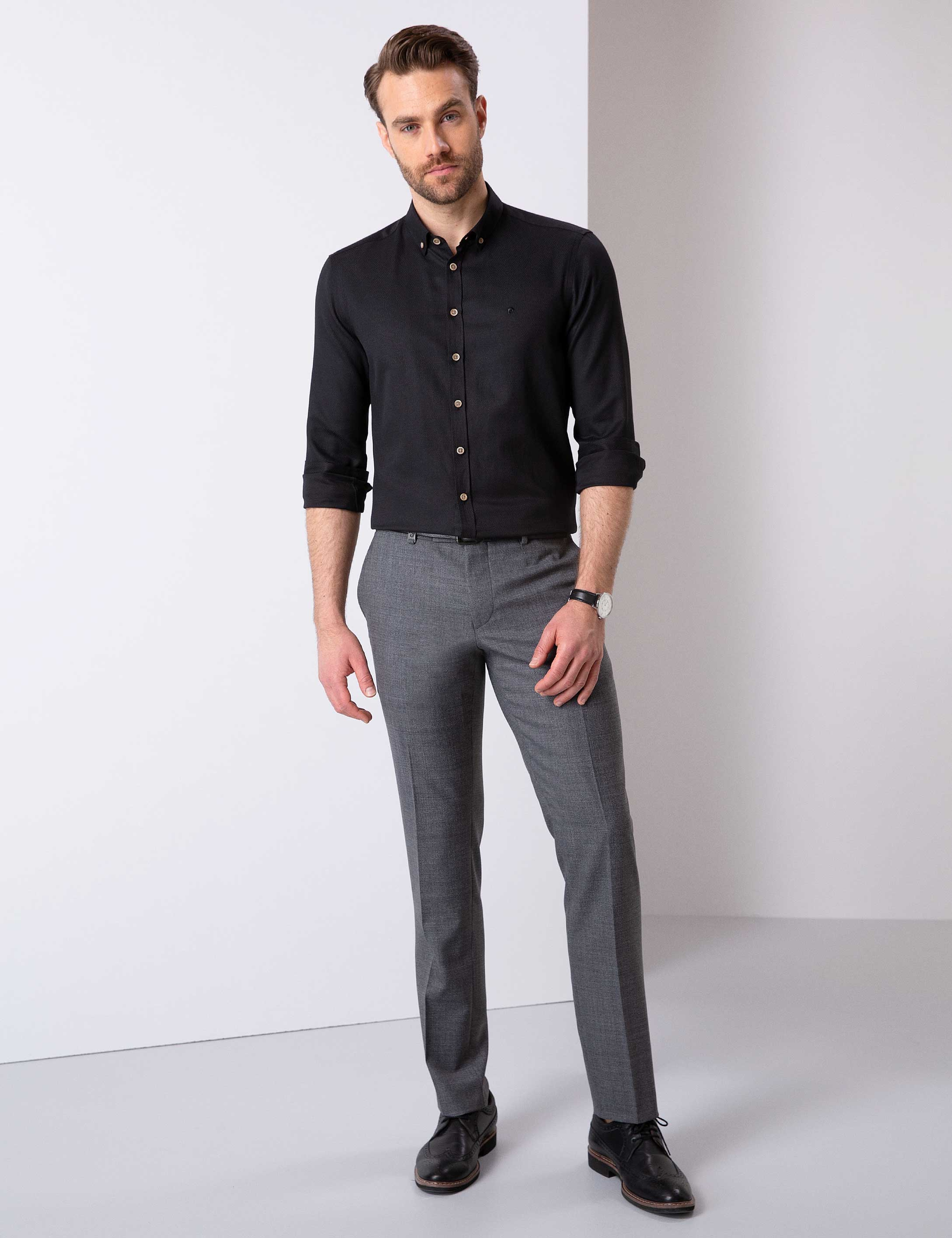 Siyah Slim Fit Armürlü Gömlek