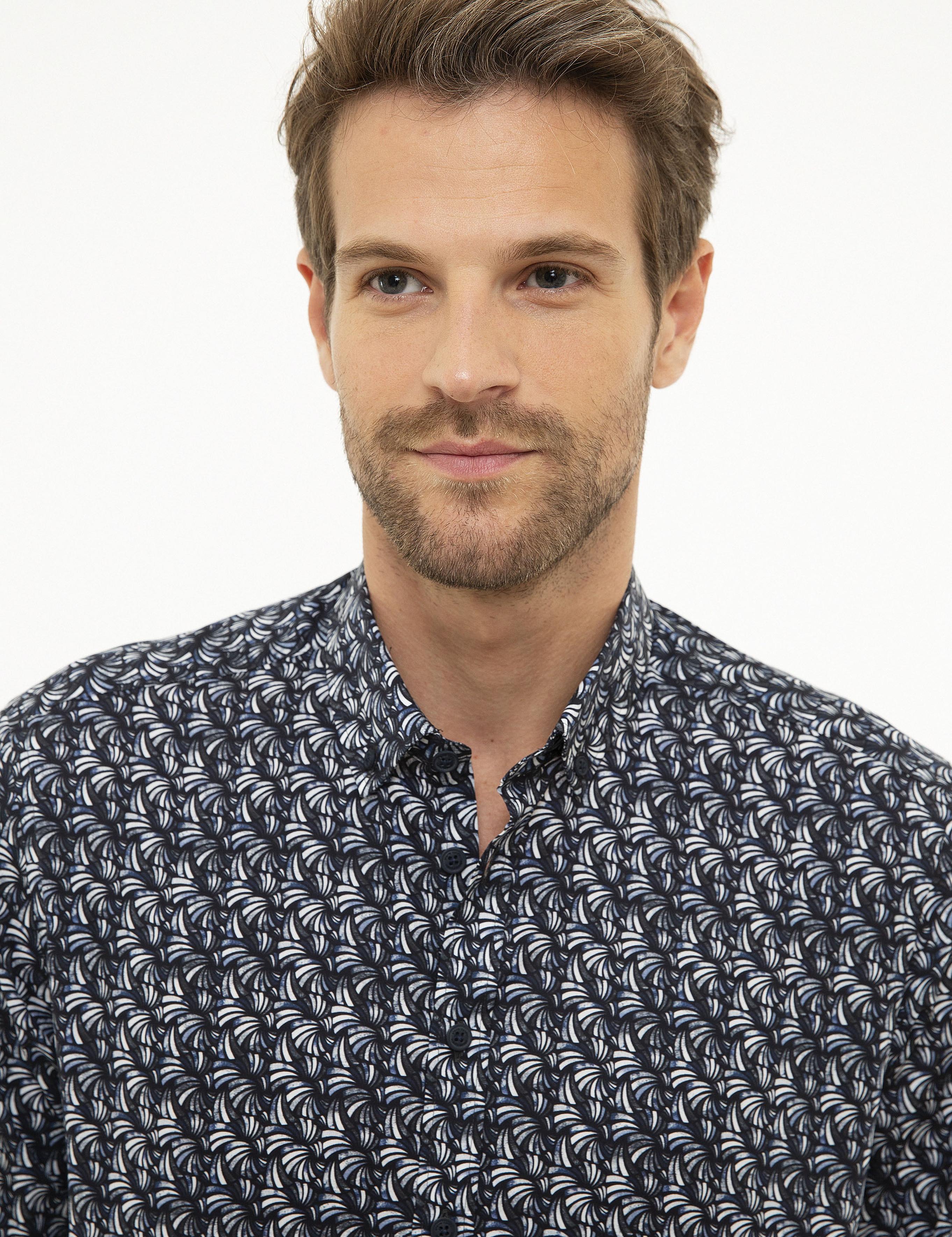 Lacivert Slim Fit Uzun Kollu Gömlek