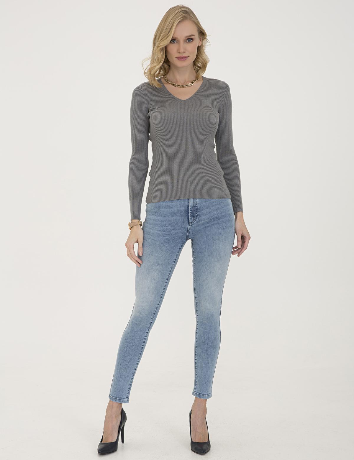 Gri Slim Fit V Yaka Kazak - 50210380017