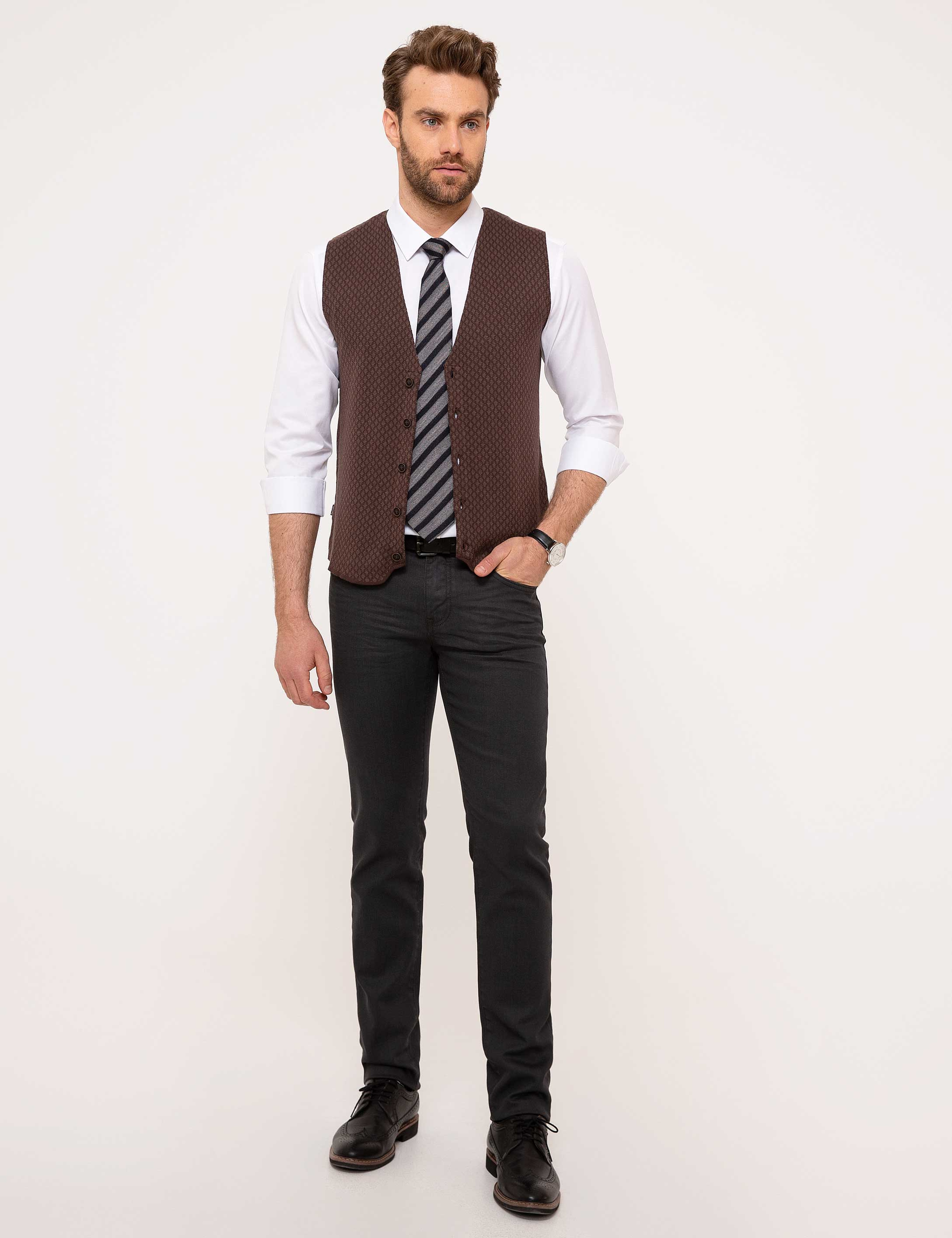 Kahverengi Slim Fit Triko Yelek - Image 4