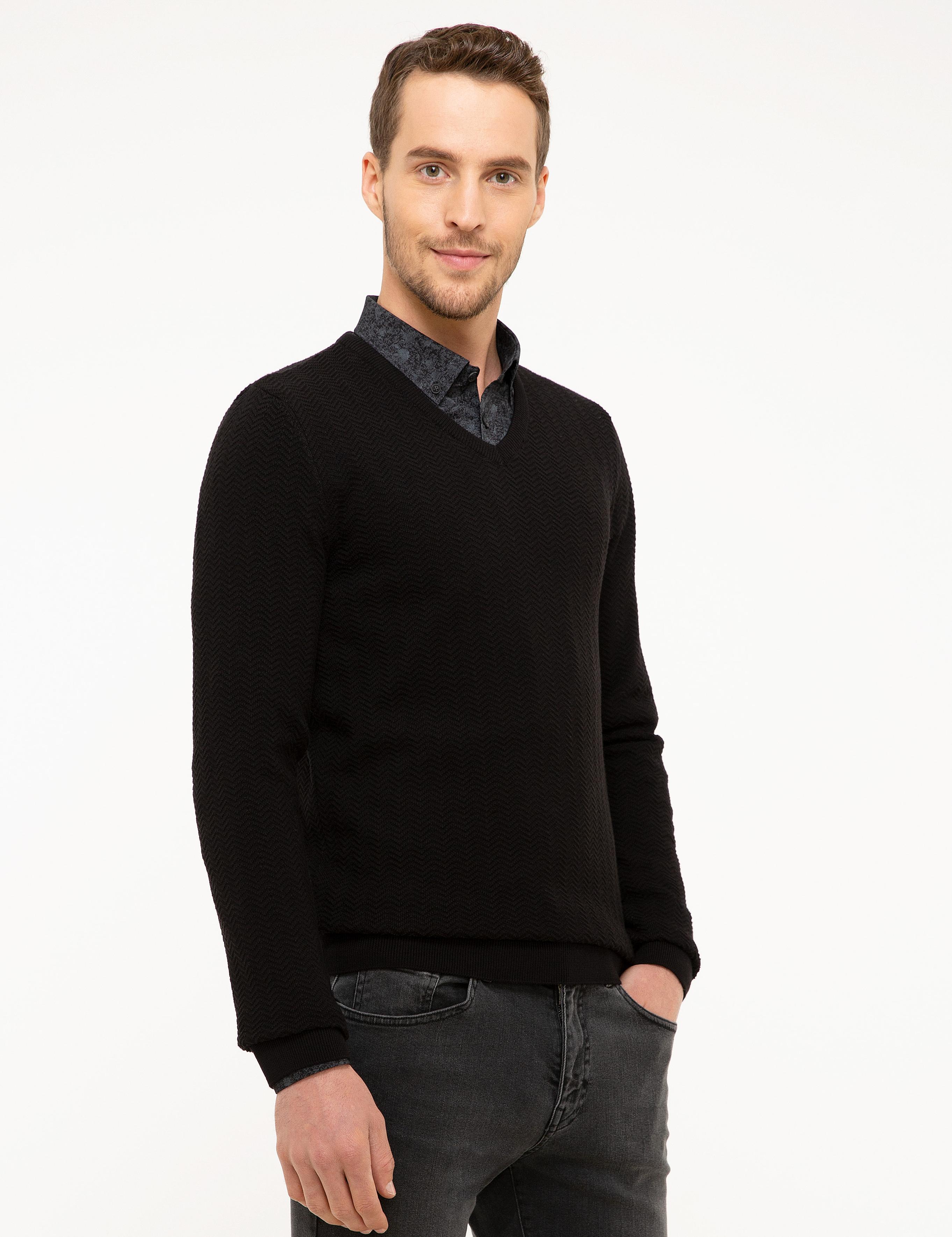 Siyah Slim Fit V Yaka Triko Kazak