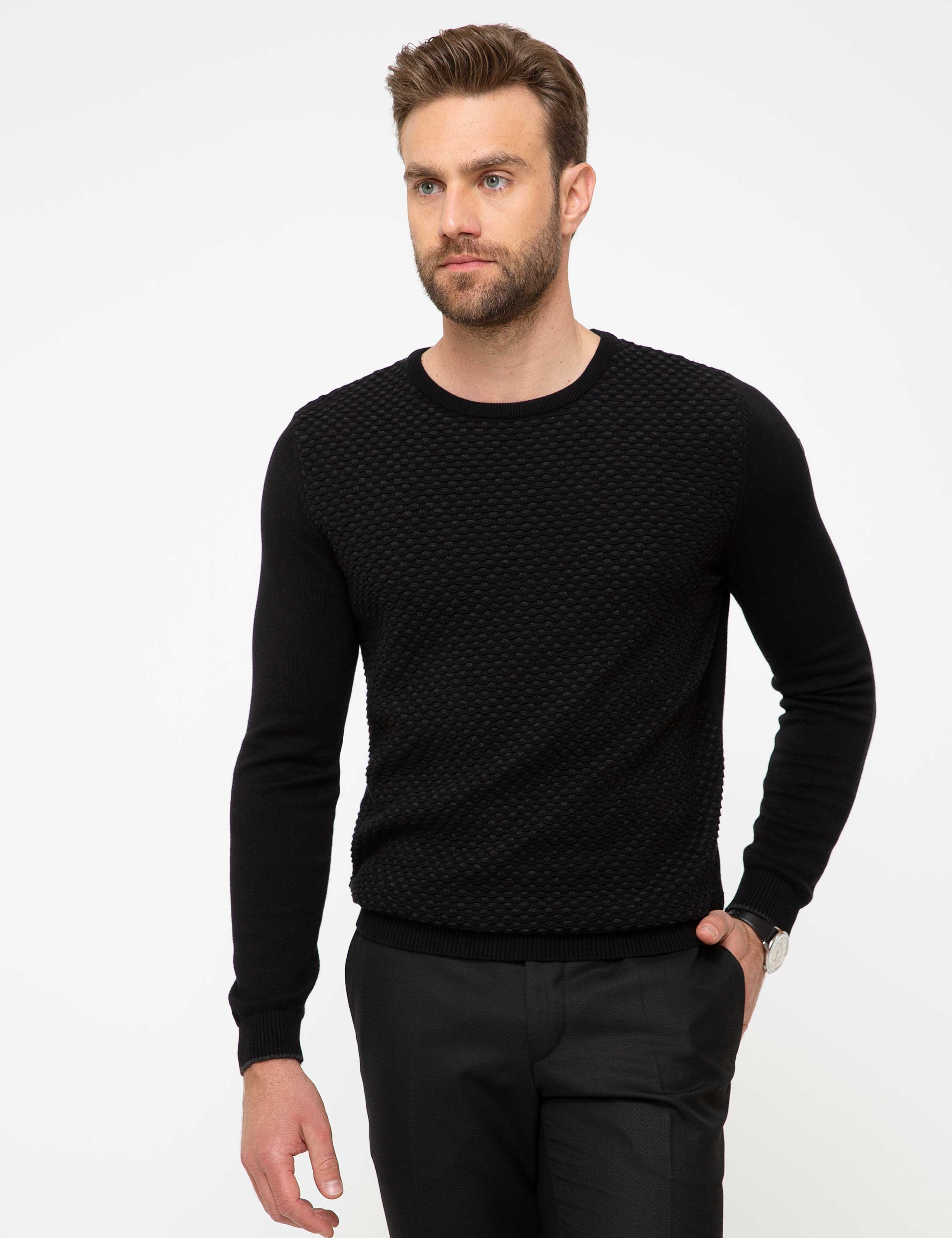 Siyah Slim Fit Kazak - Image 1