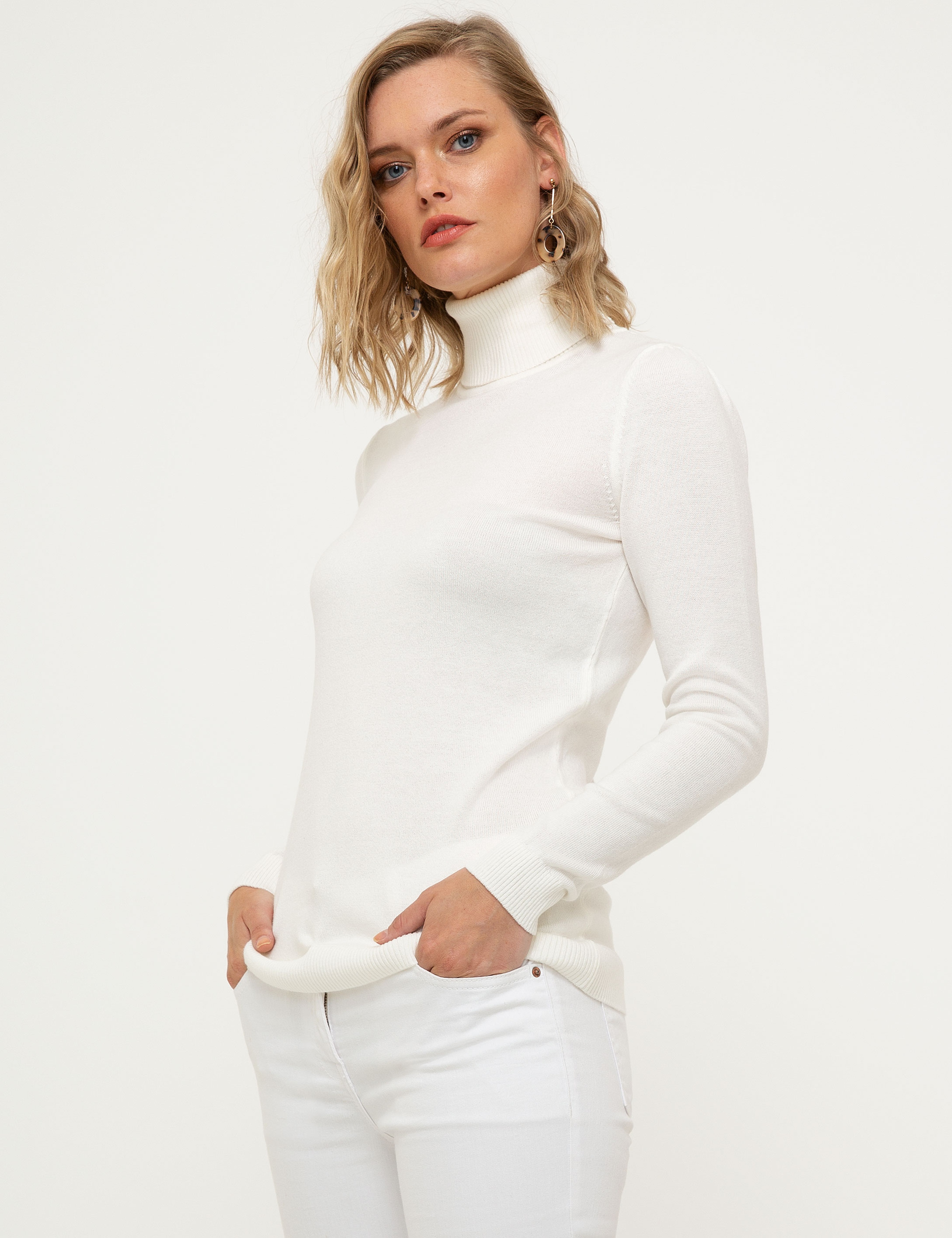 Ekru Slim Fit Balıkçı Yaka Triko Kazak - Image 3