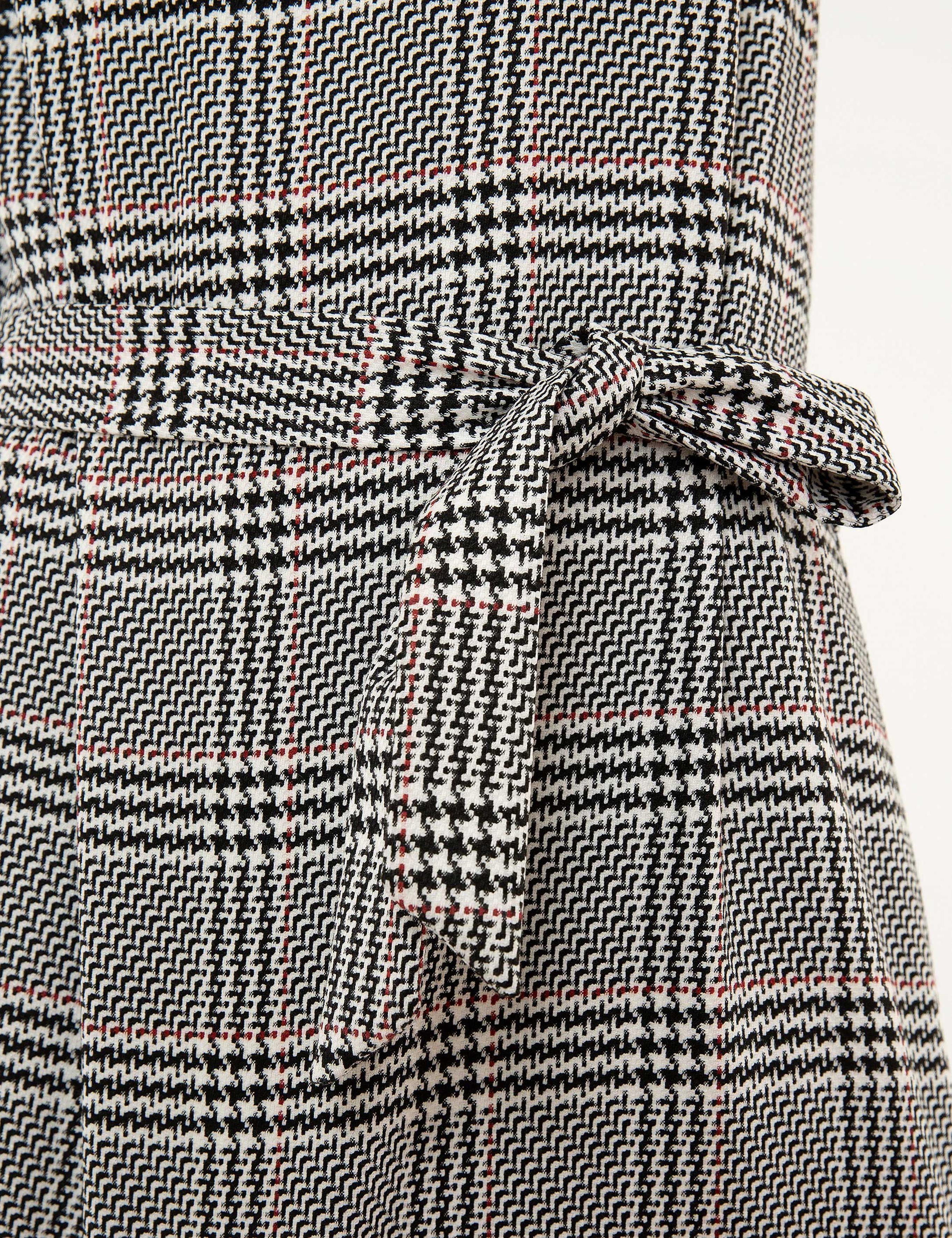 Siyah A Kesim Dokuma Elbise