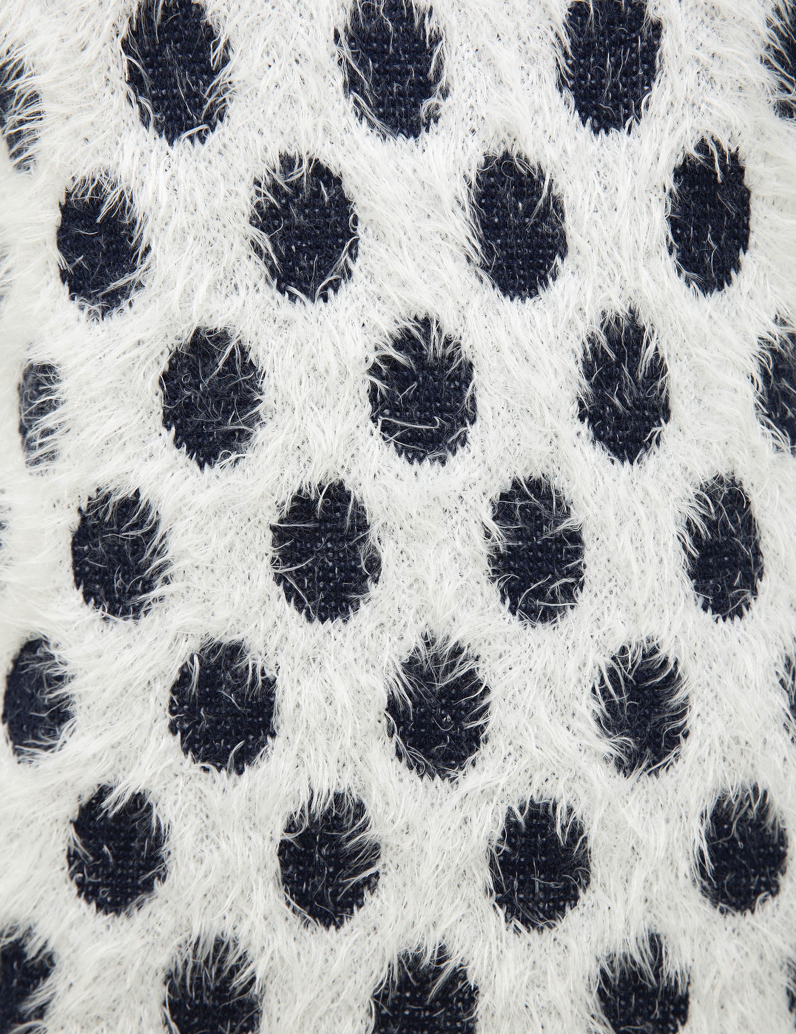 Beyaz Oversize Kazak