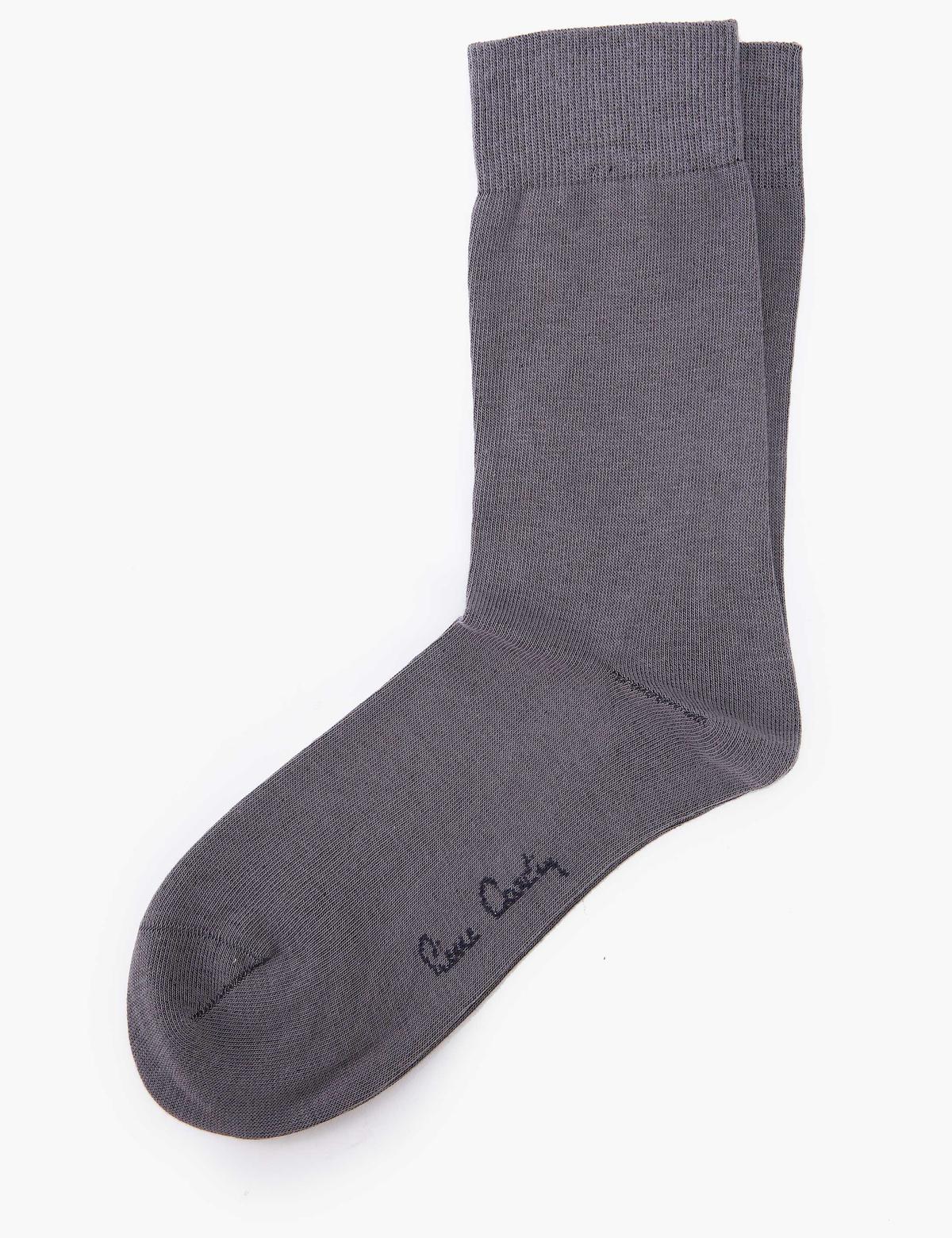 Gri Çorap