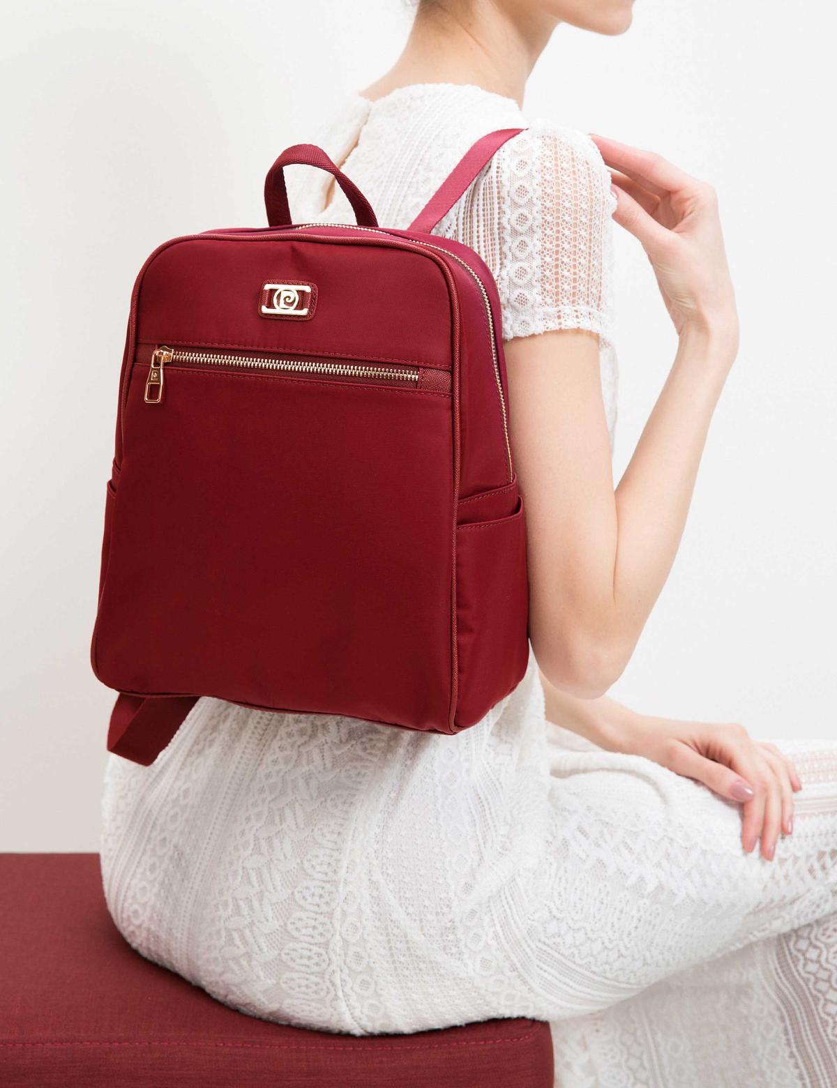 Kadın Sırt Çantası