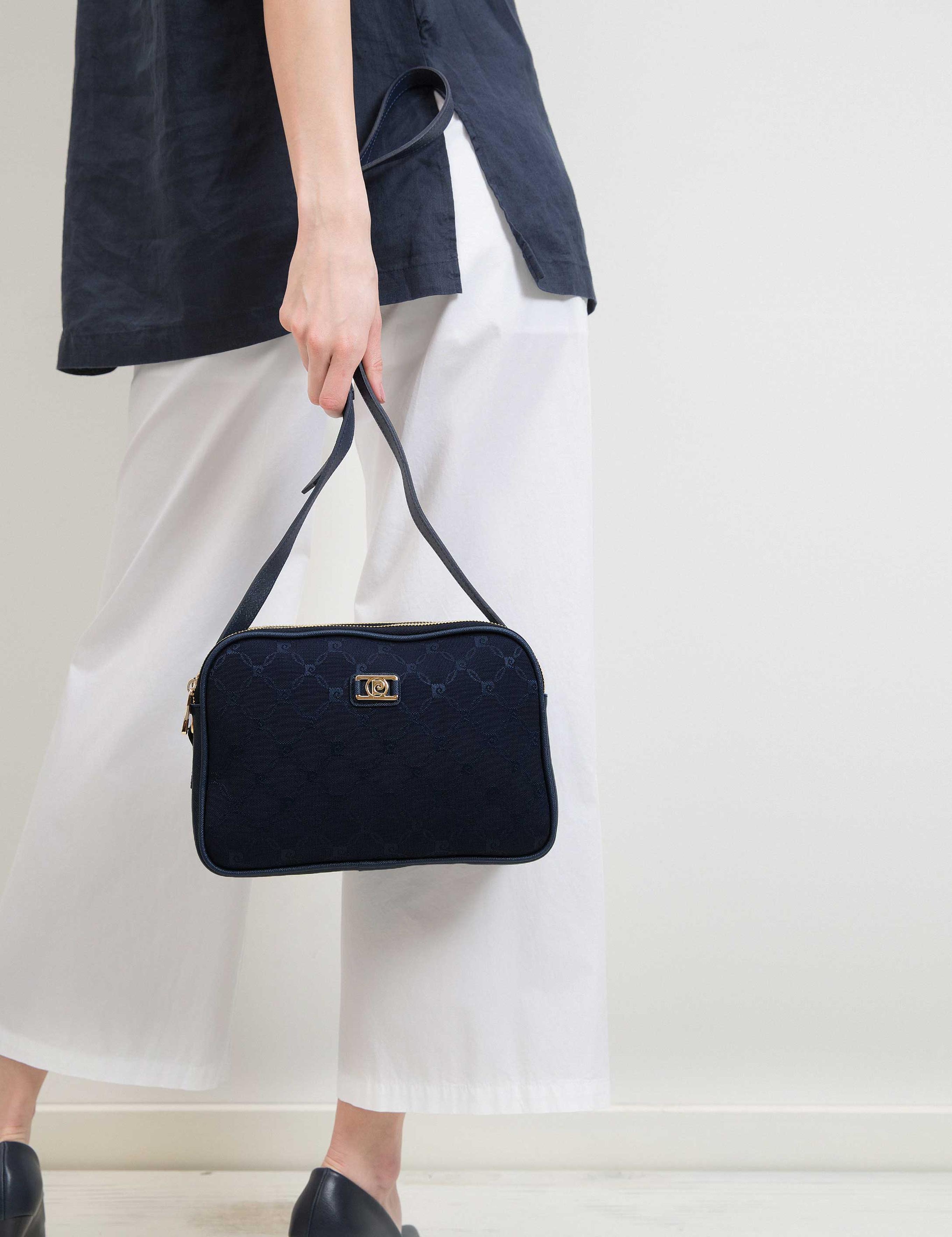 Lacivert Çapraz Çanta