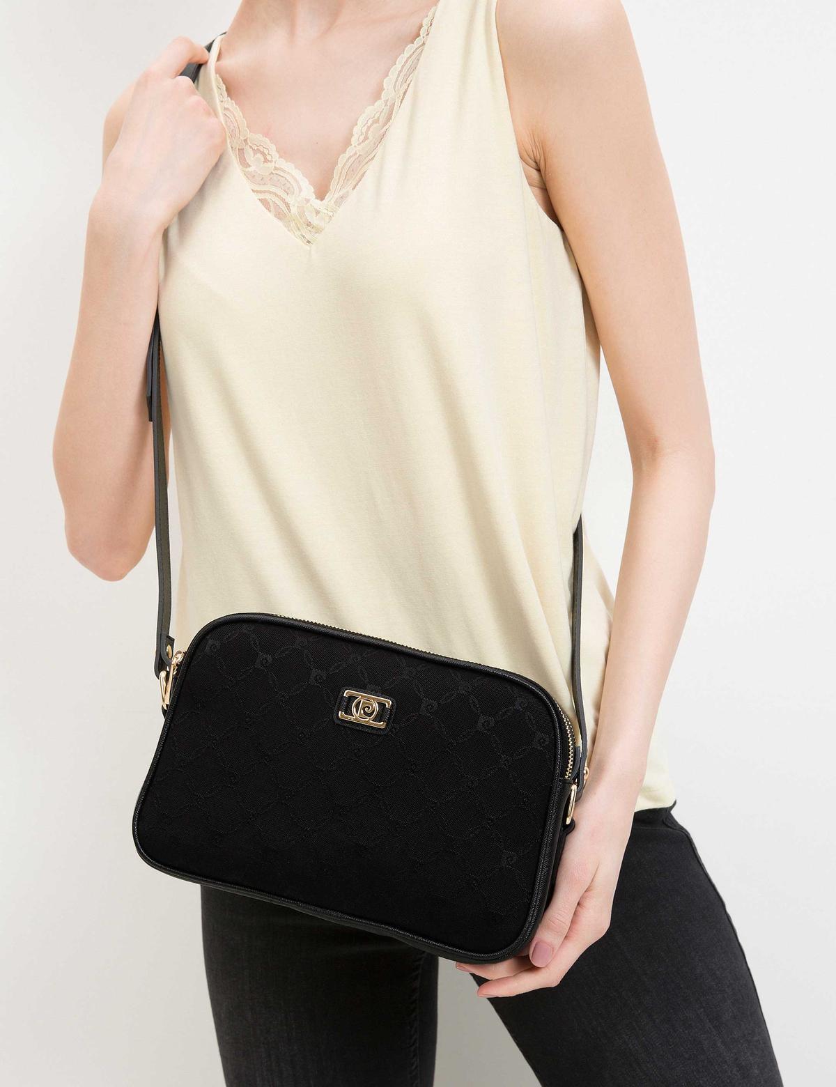 Siyah Çapraz Çanta