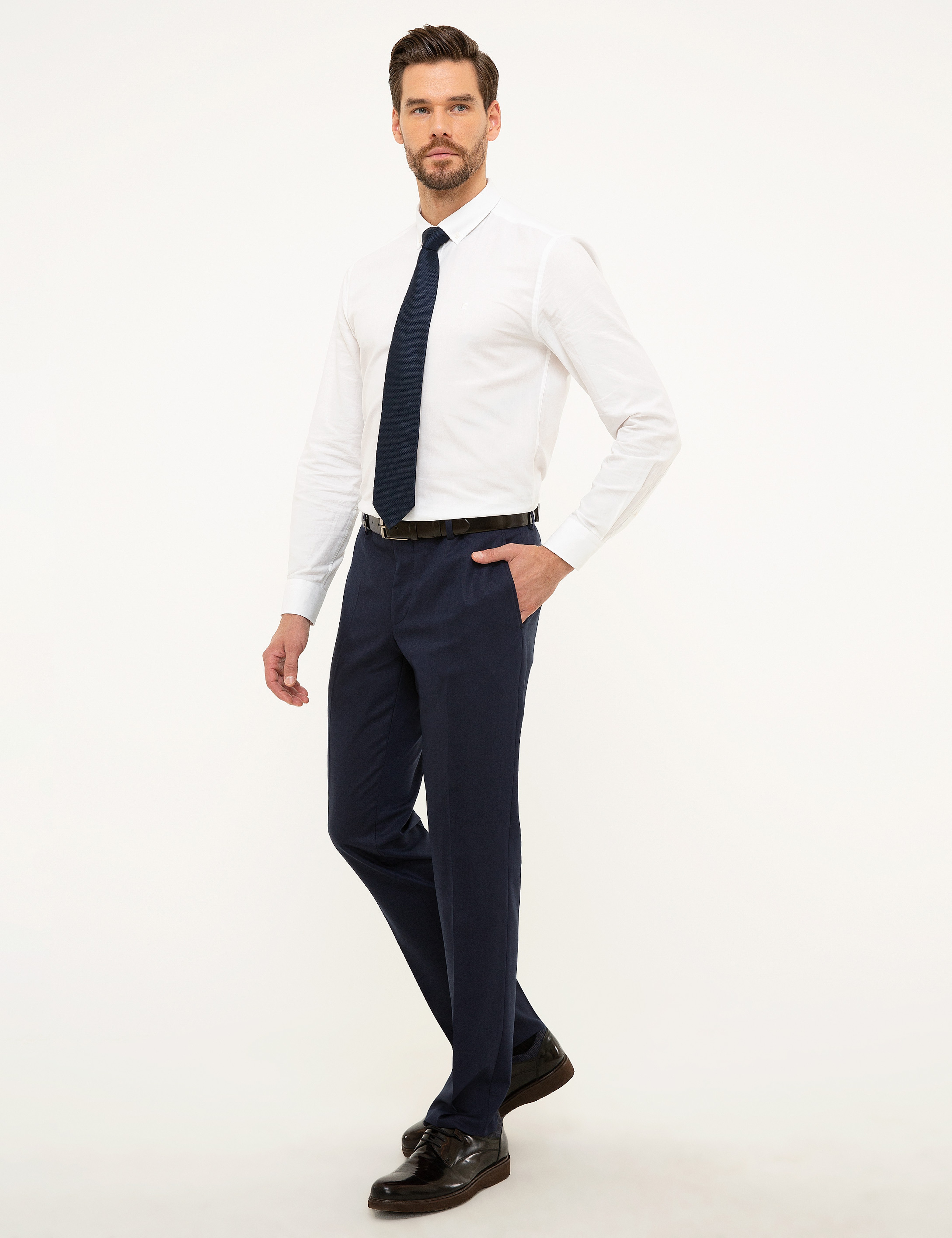 Lacivert Slim Fit Pantolon