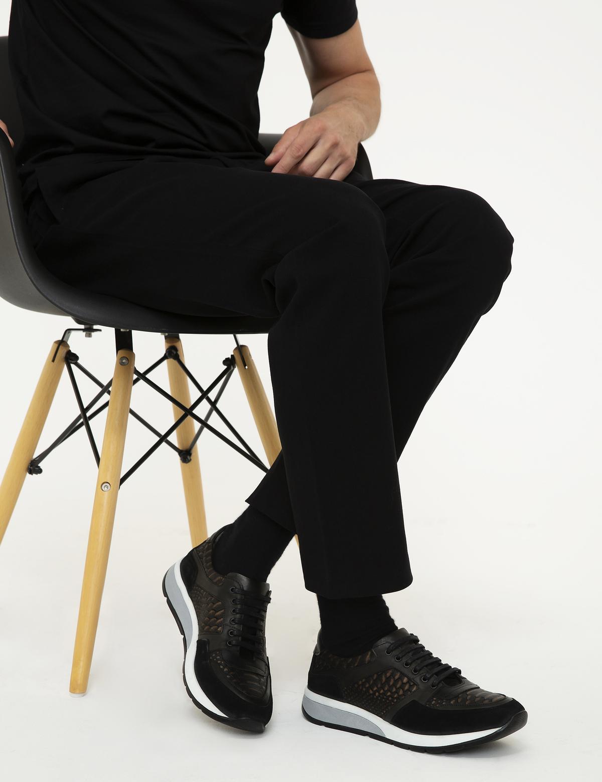 Siyah Sneakers Ayakkabı