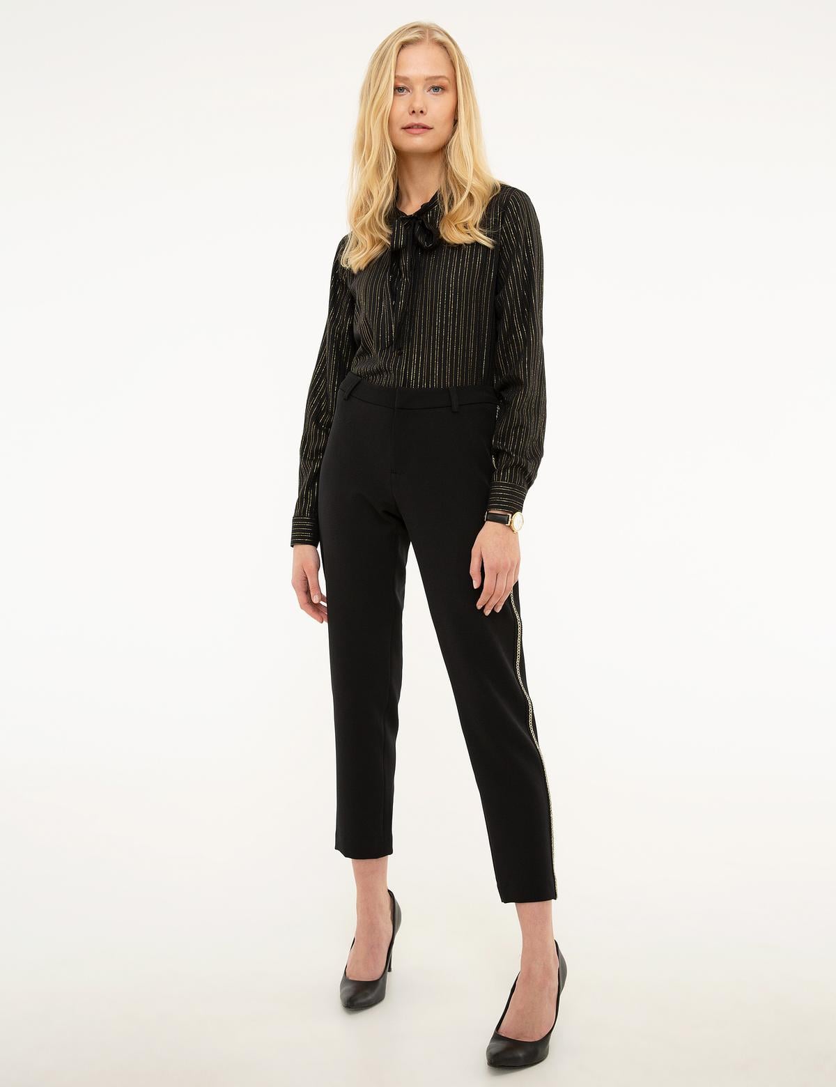 Siyah Slim Fit Kumaş Pantolon