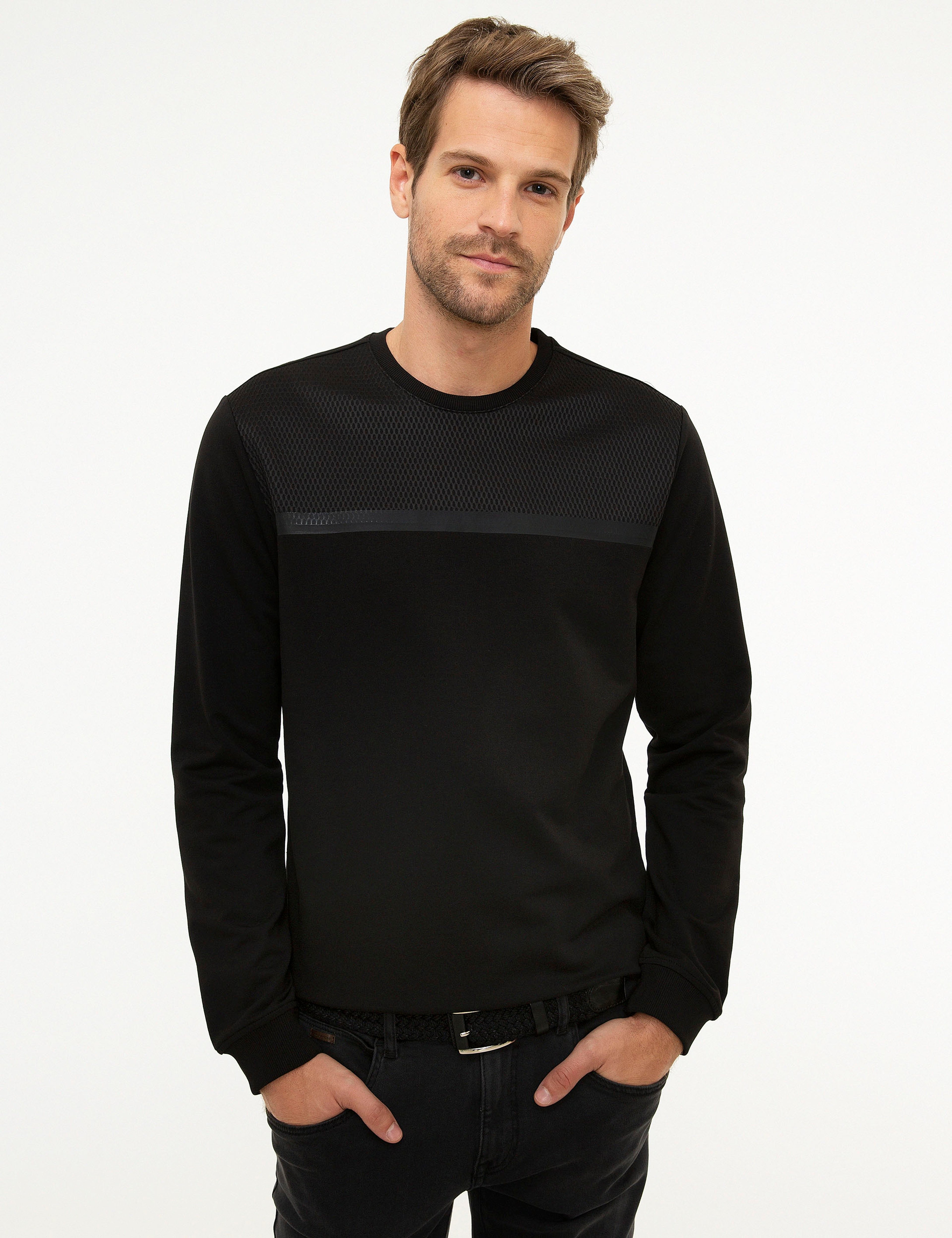 Siyah Standart Fit Bisiklet Yaka Sweatshirt - Image 1