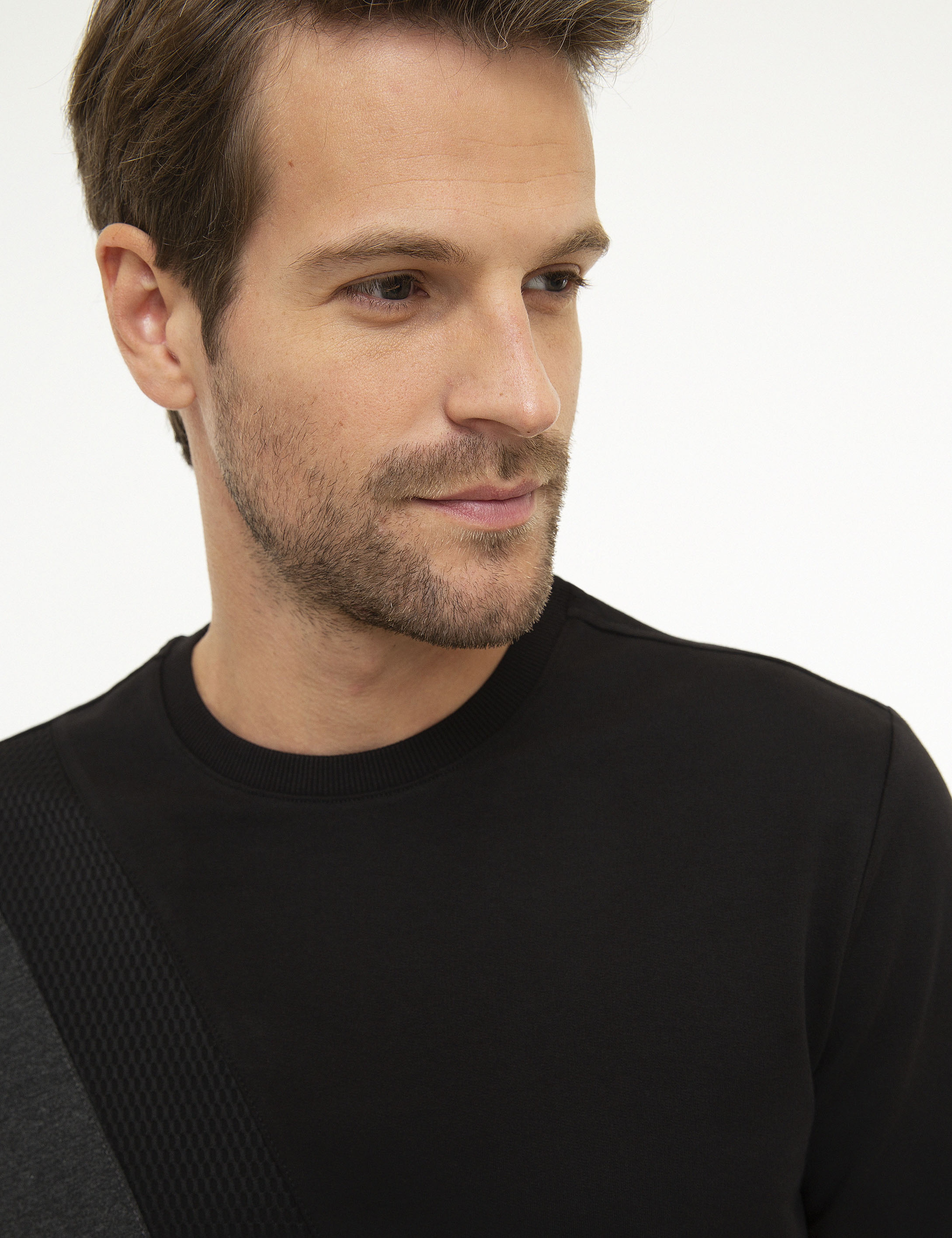 Siyah Standart Fit Sweatshirt - Image 2