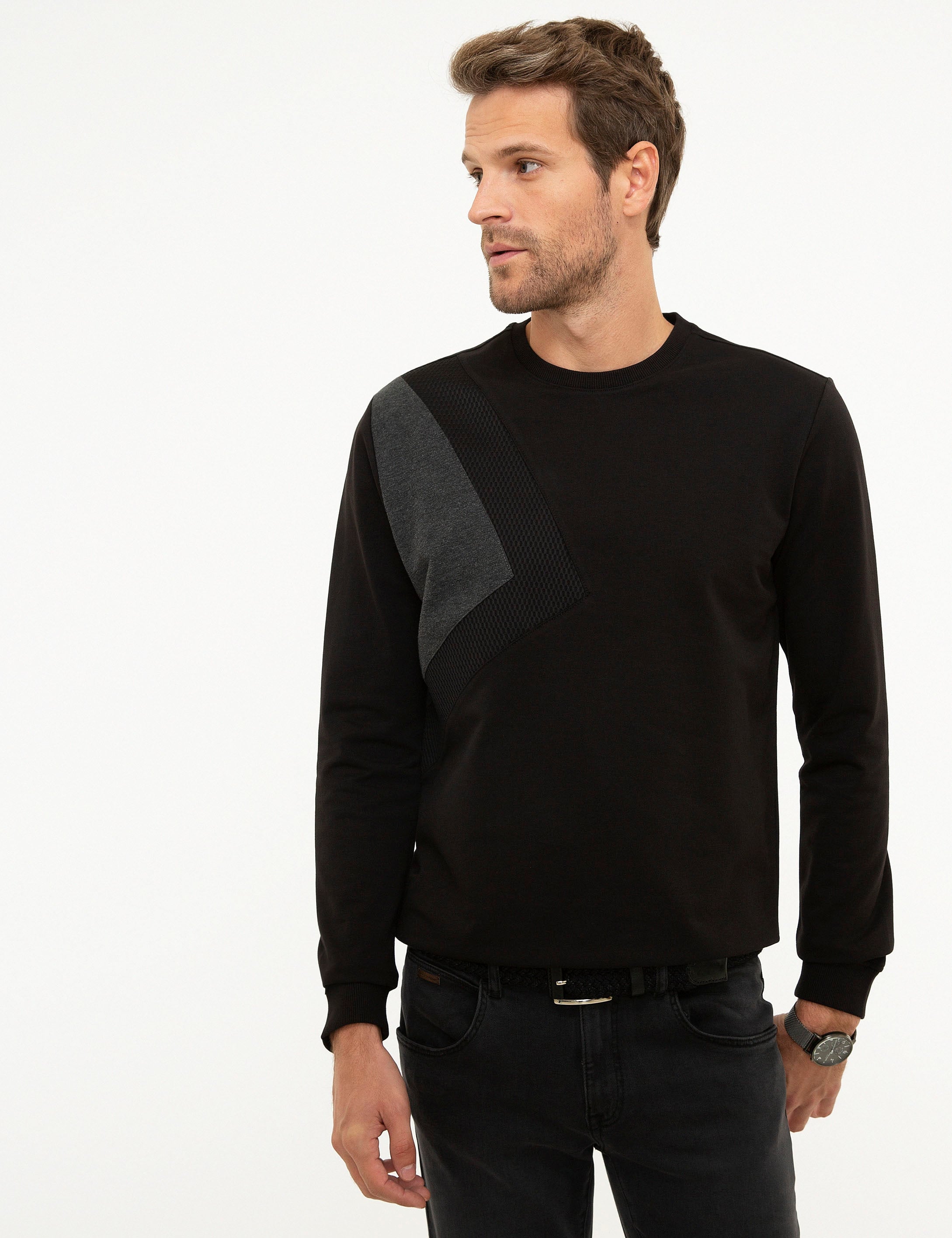 Siyah Standart Fit Sweatshirt