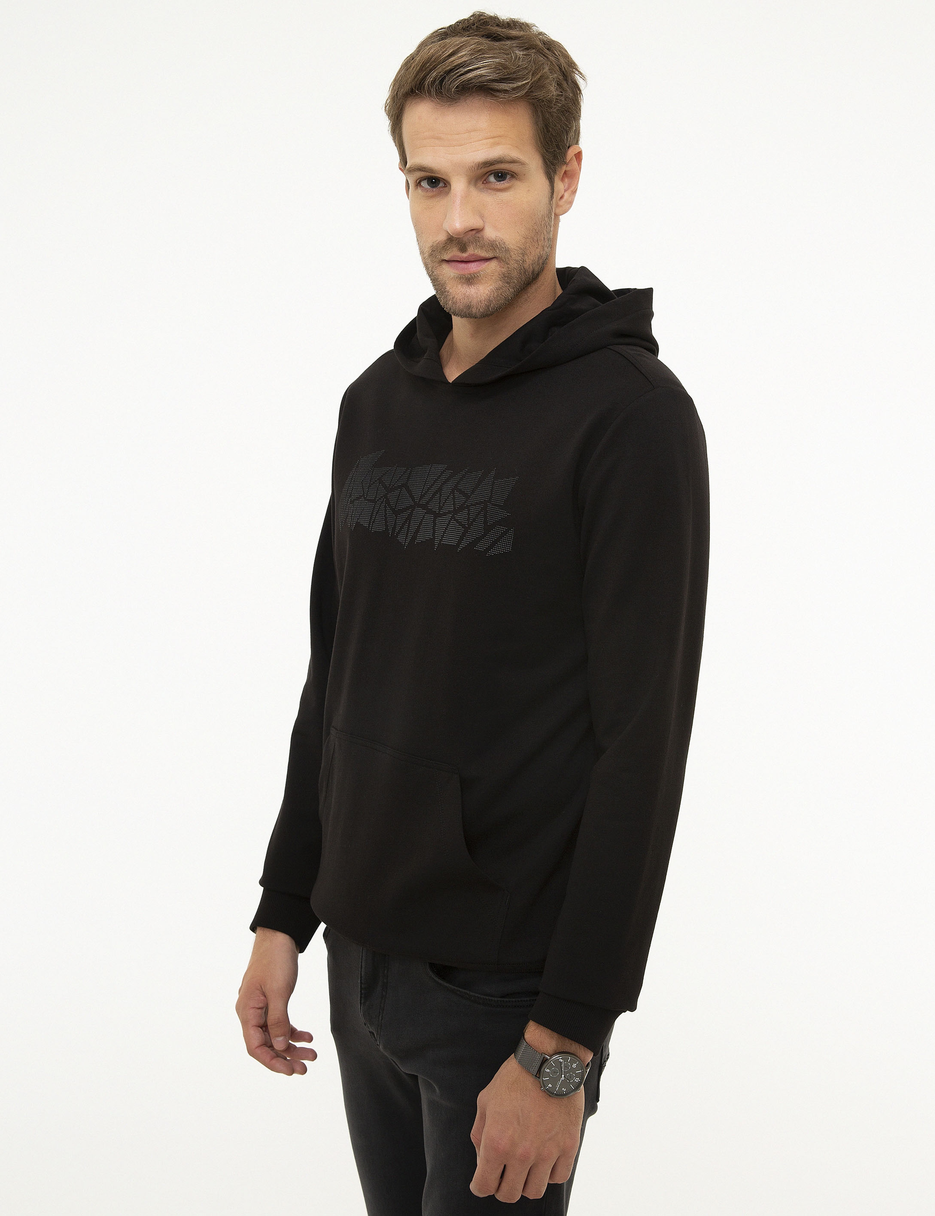 Siyah Standart Fit Sweatshirt