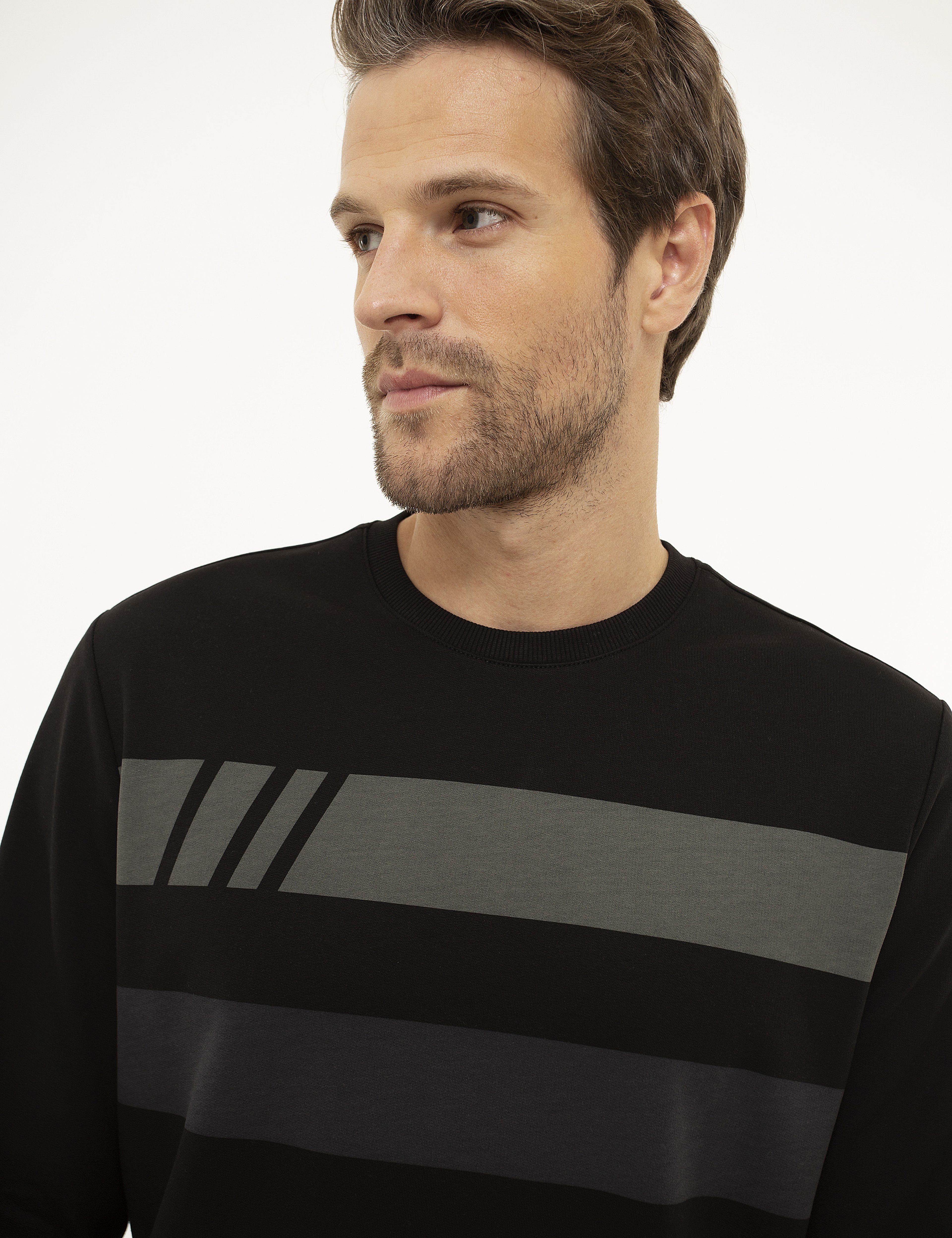 Siyah Standart Fit Sweatshirt - Image 2