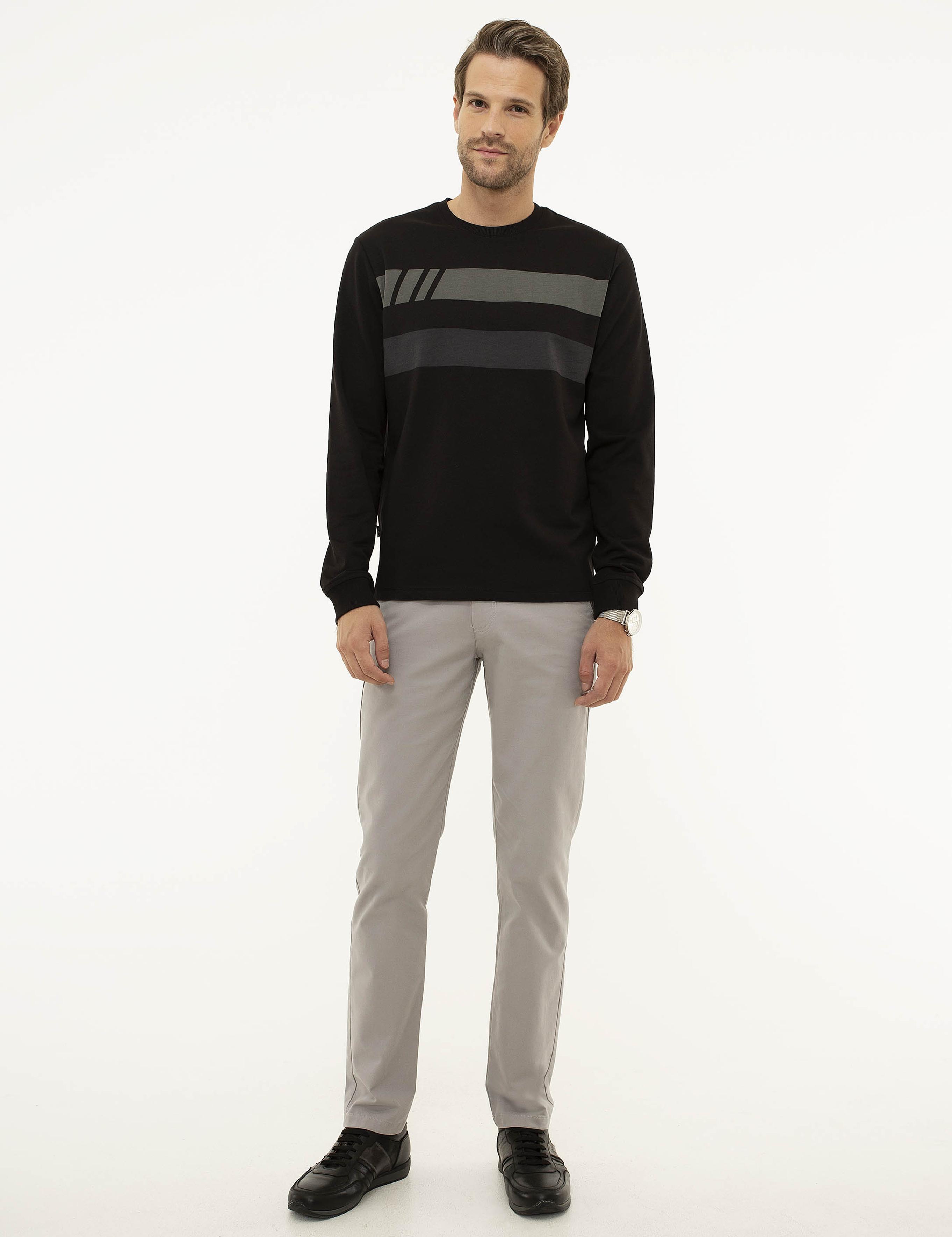 Siyah Standart Fit Sweatshirt