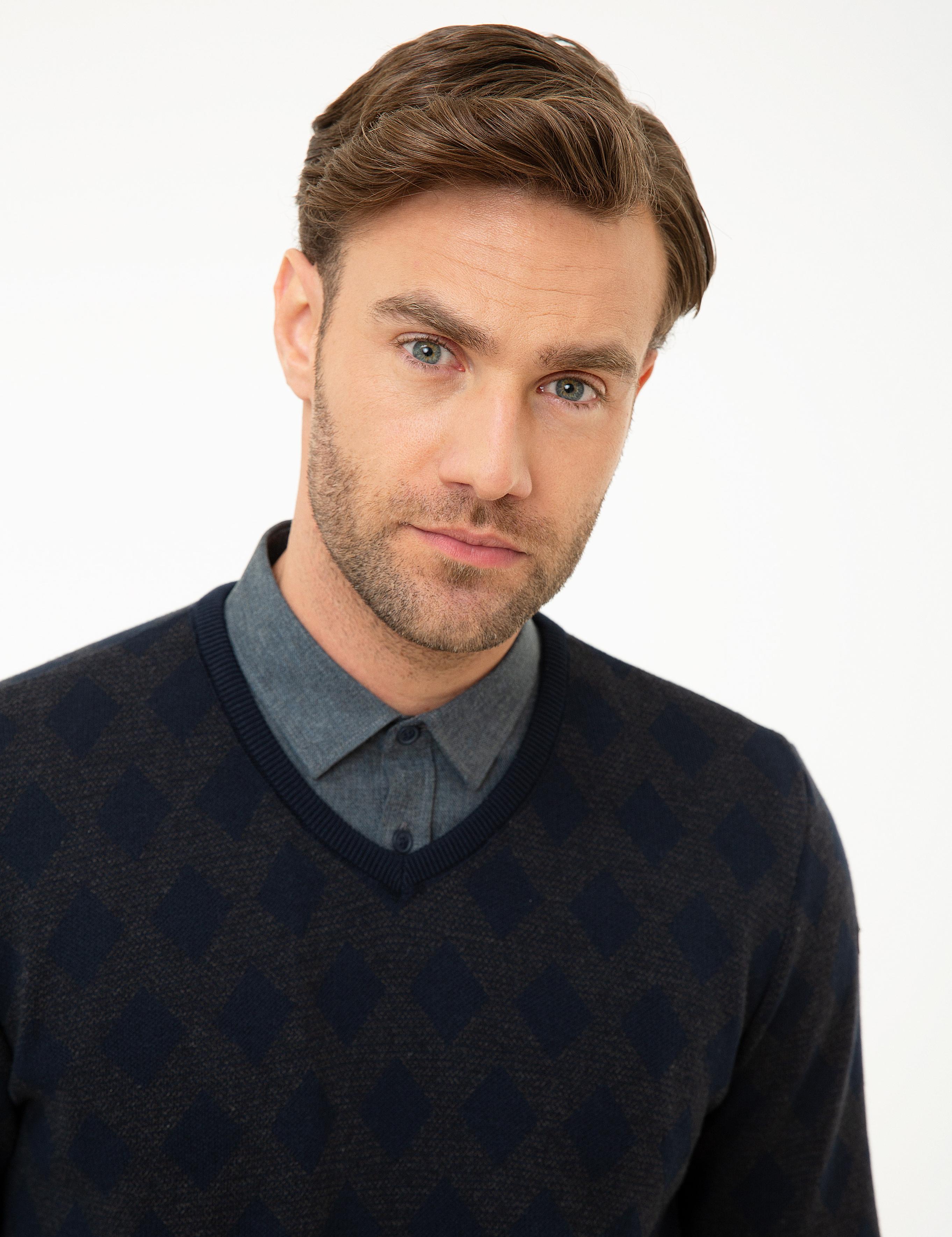 Koyu Lacivert Slim Fit Kazak