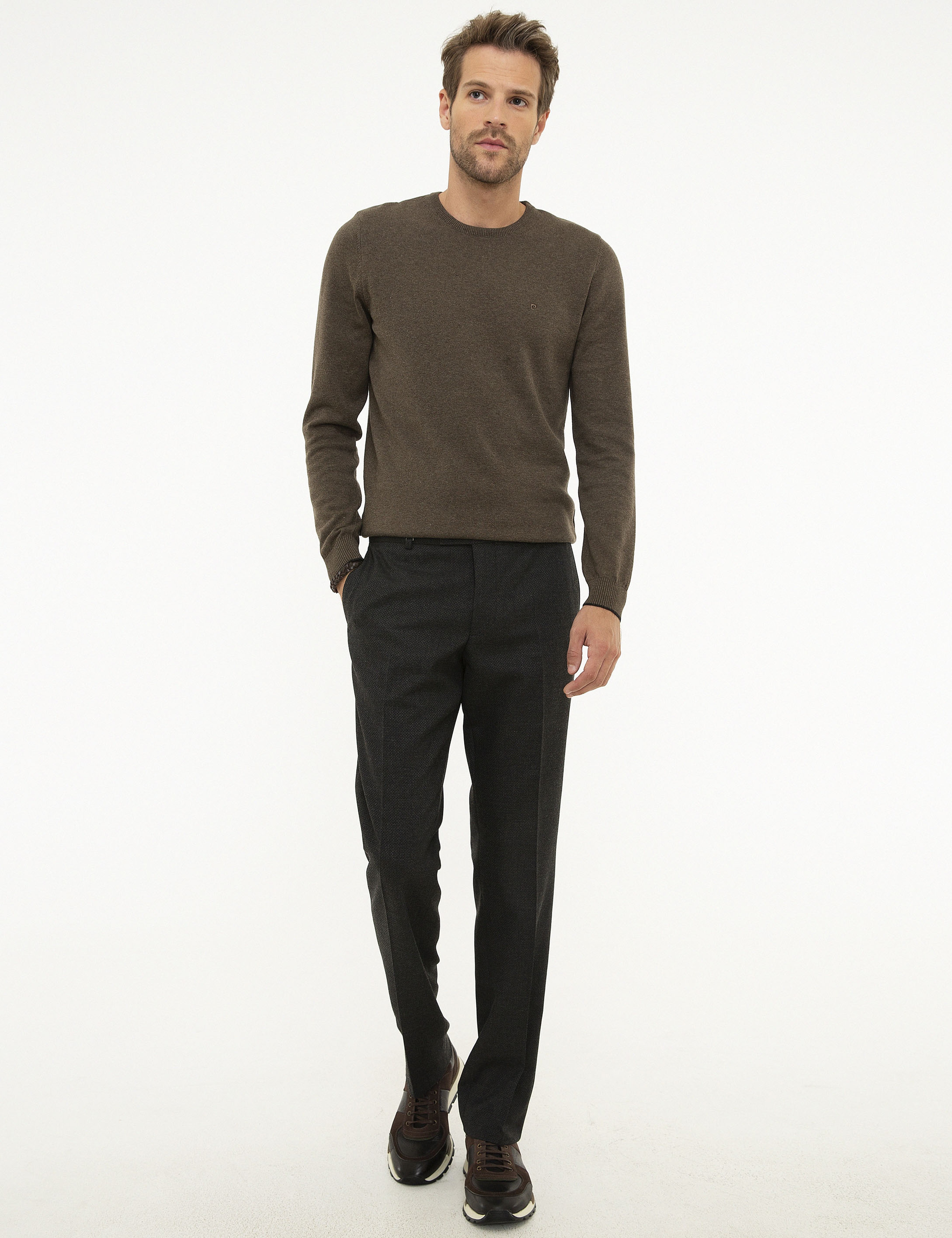 Siyah Slim Fit Kumaş Pantolon - Image 1