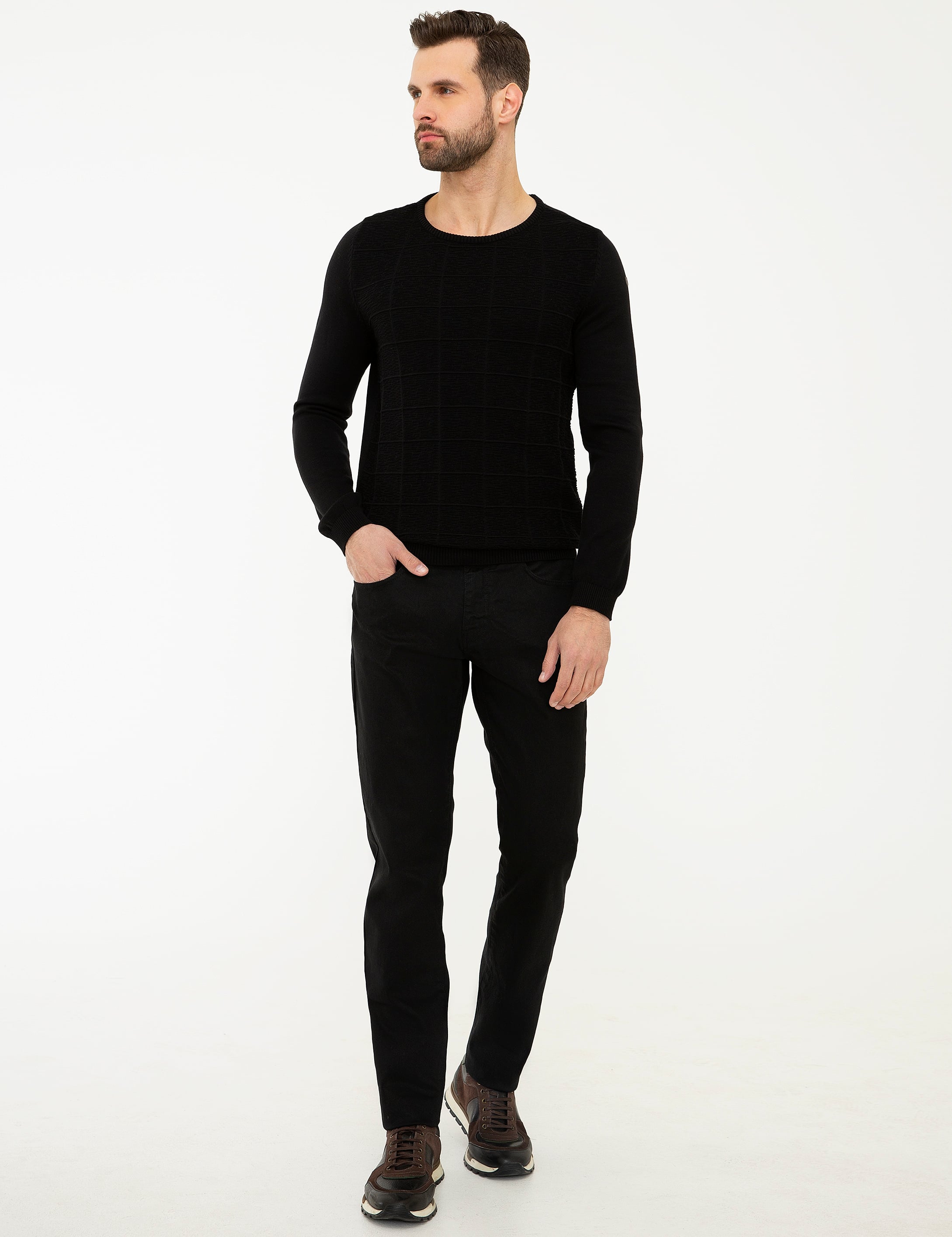Siyah Slim Fit Bisiklet Yaka Triko Kazak