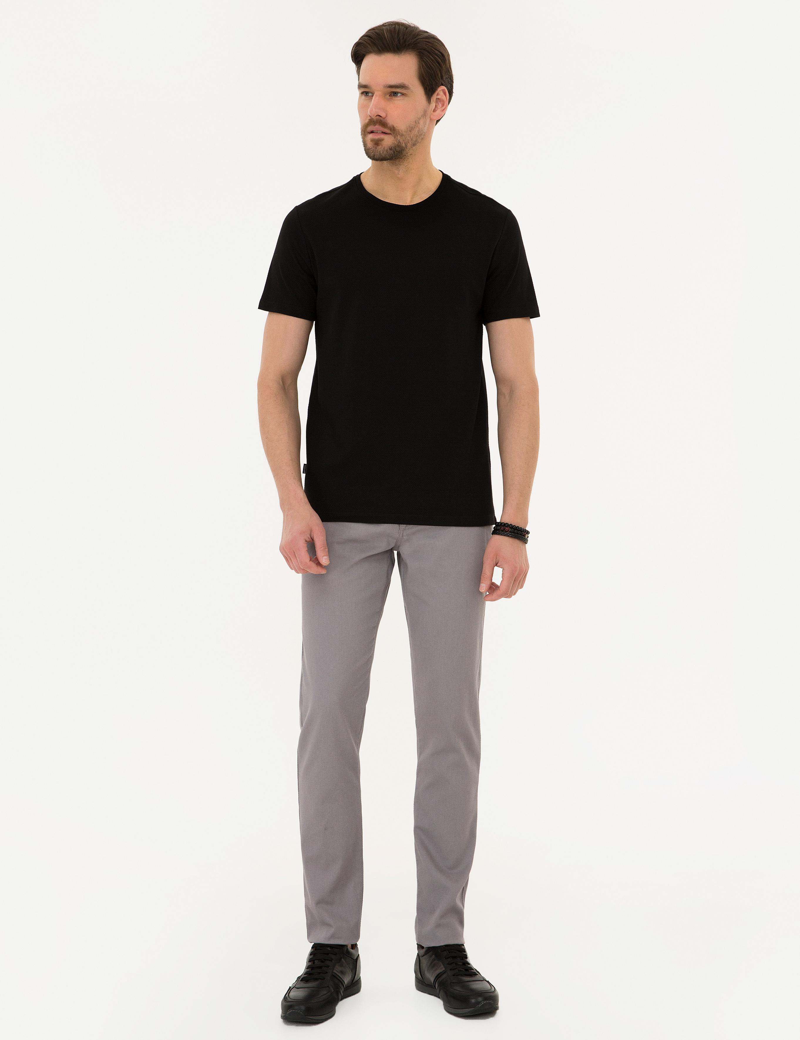 Siyah Slim Fit Bisiklet Yaka Tişört