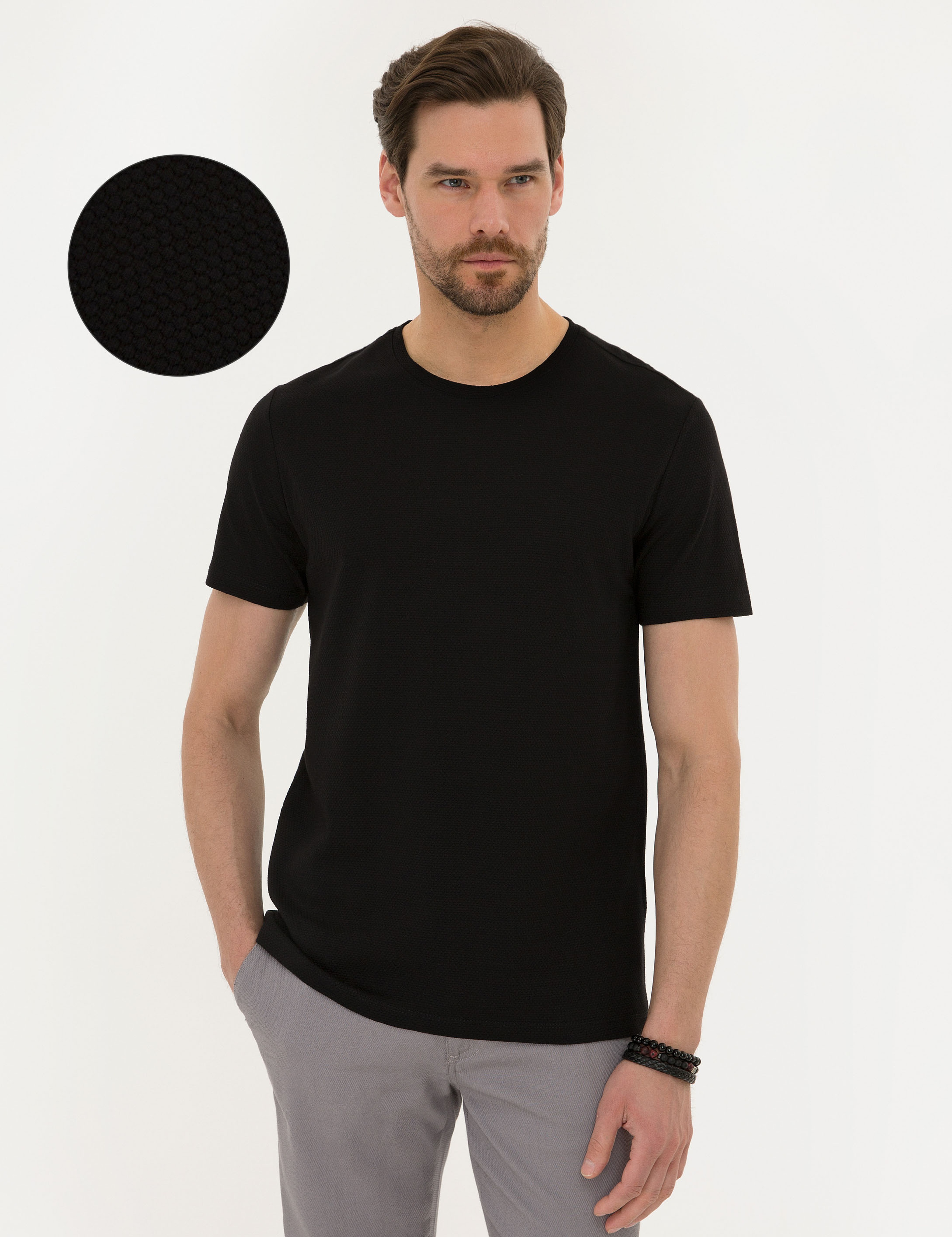 Siyah Slim Fit Bisiklet Yaka Tişört - Image 1
