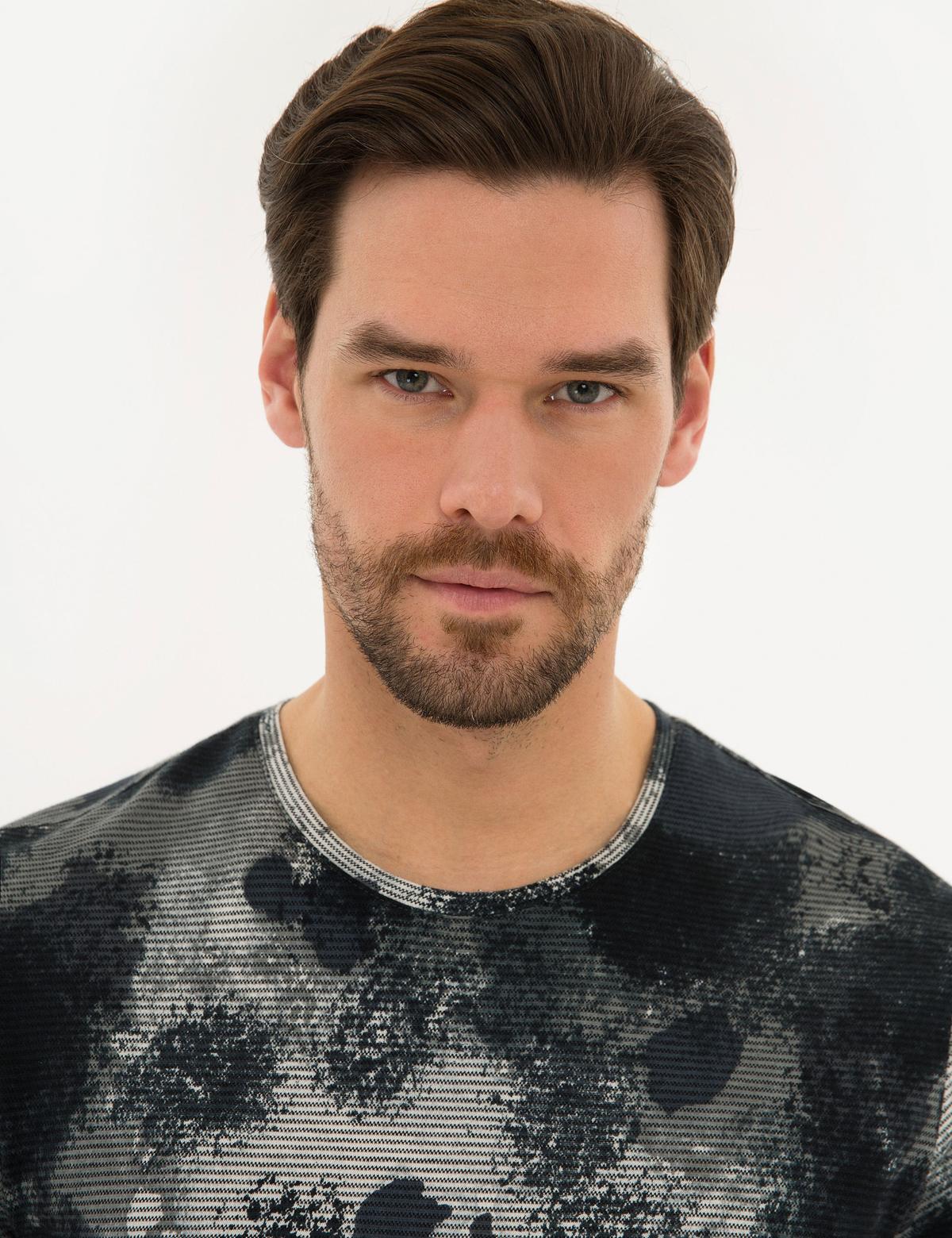 Siyah Slim Fit Tişört