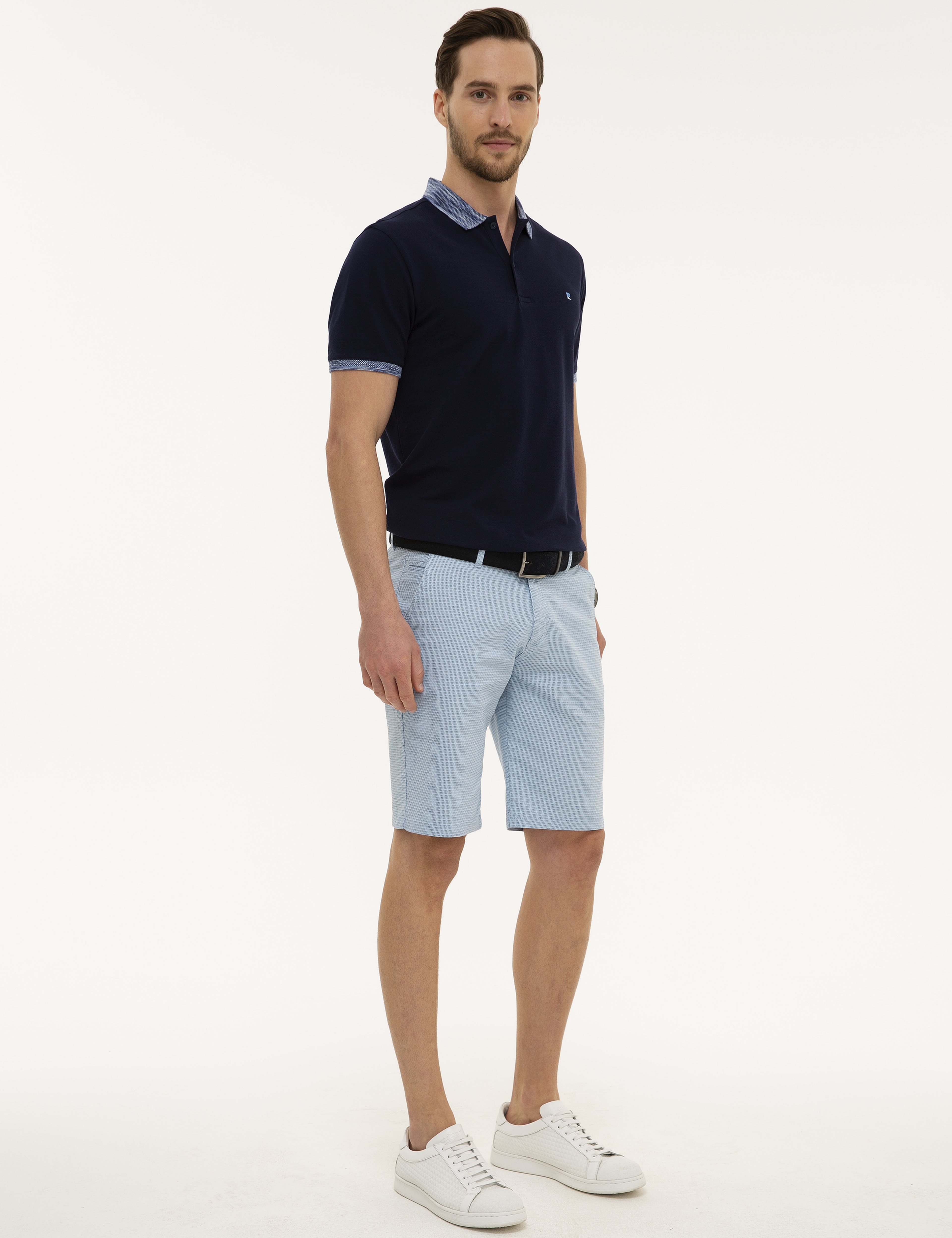Açık Mavi Standart Fit Bermuda Şort - Image 2
