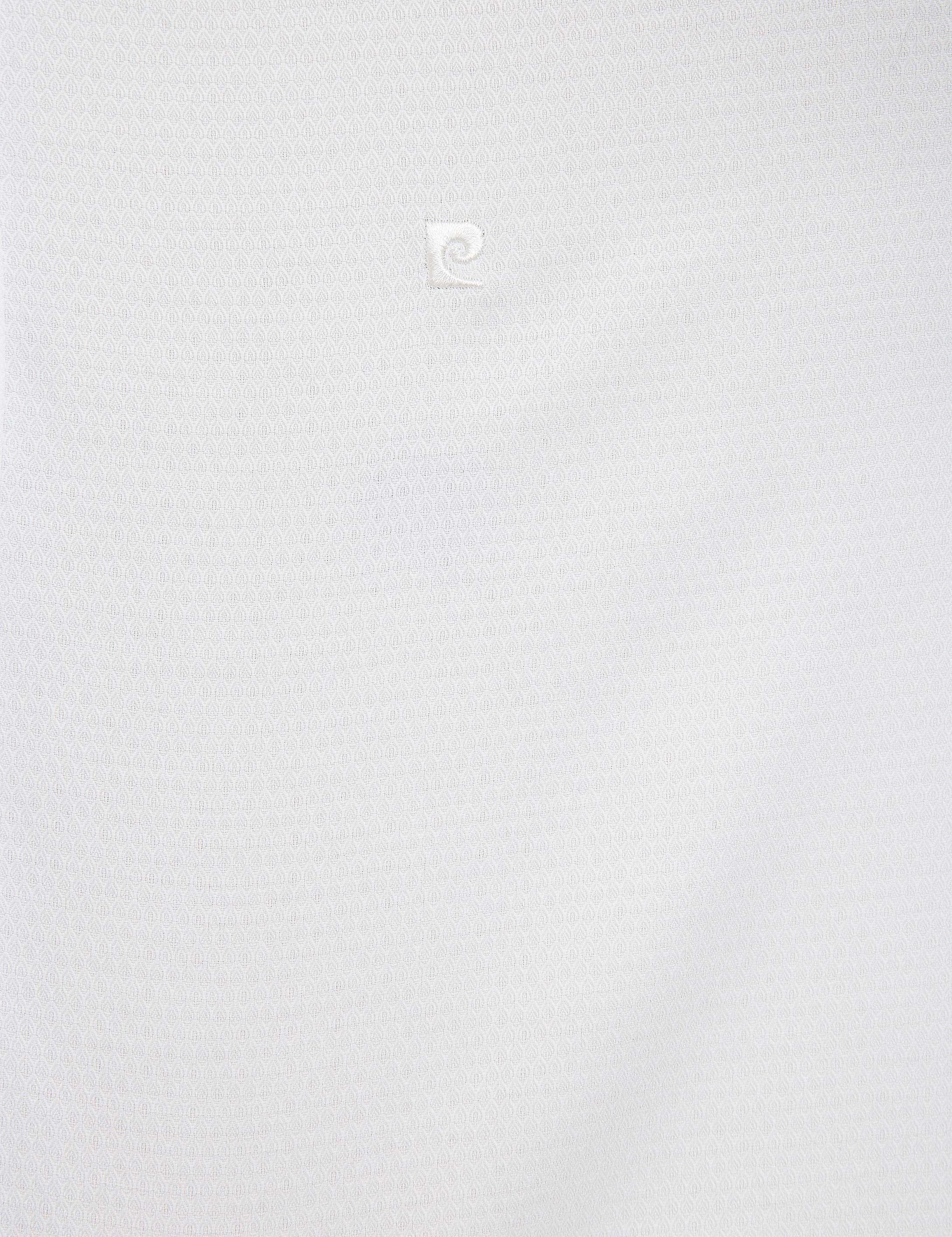 Beyaz Slim Fit Armürlü Gömlek