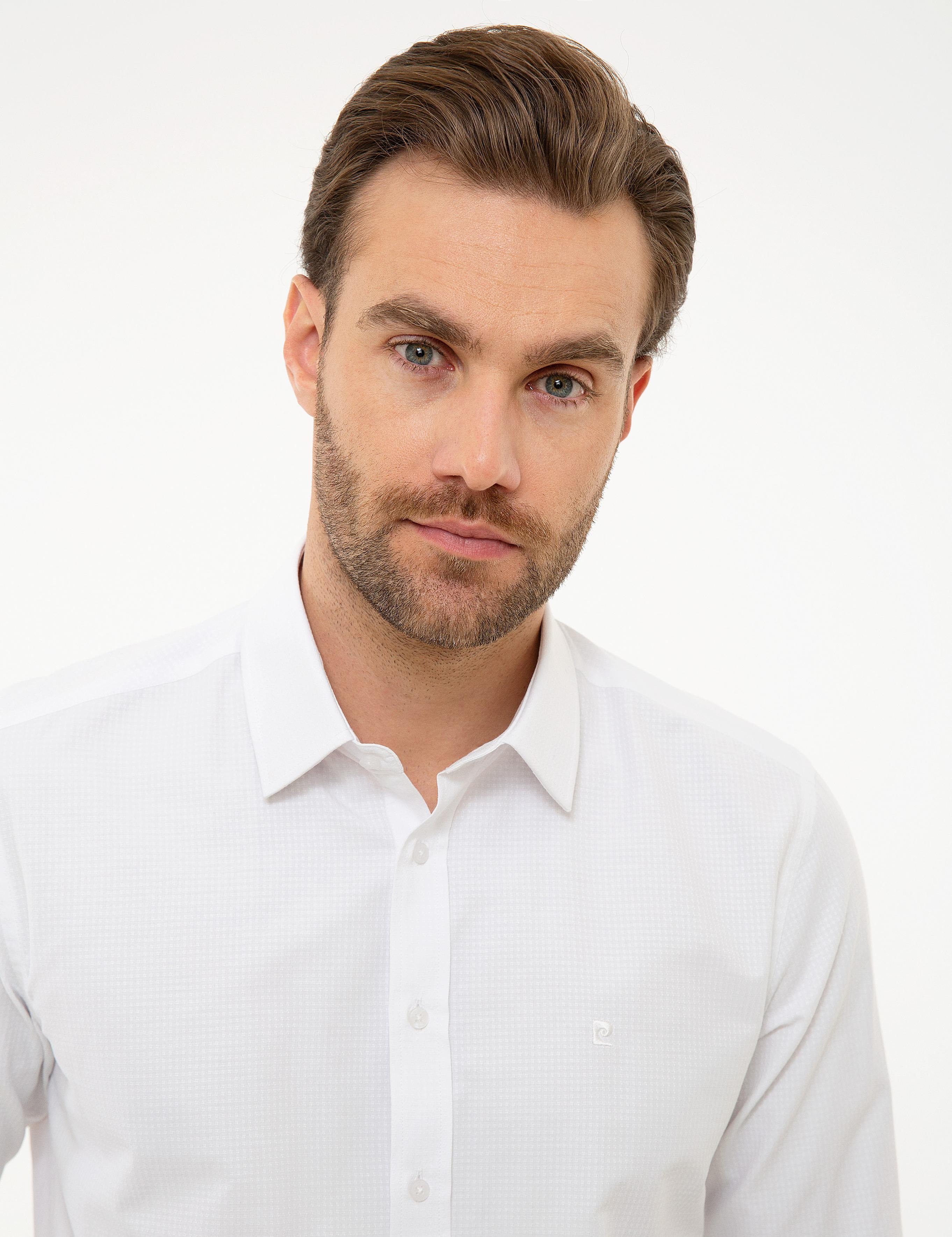 Beyaz Regular Fit Armürlü Gömlek