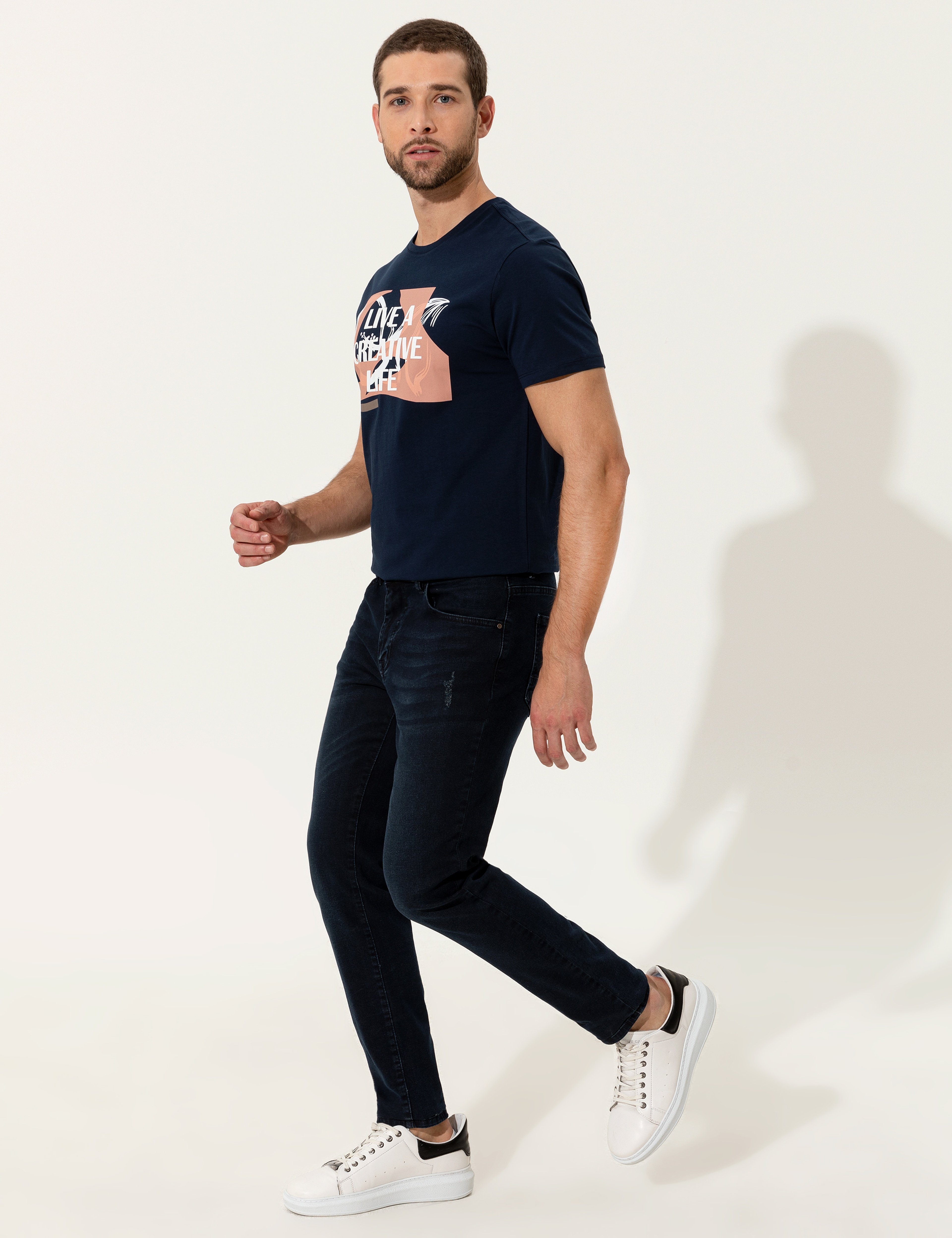 Lacivert Slim Fit Baskılı Bisiklet Yaka Tişört - Image 2