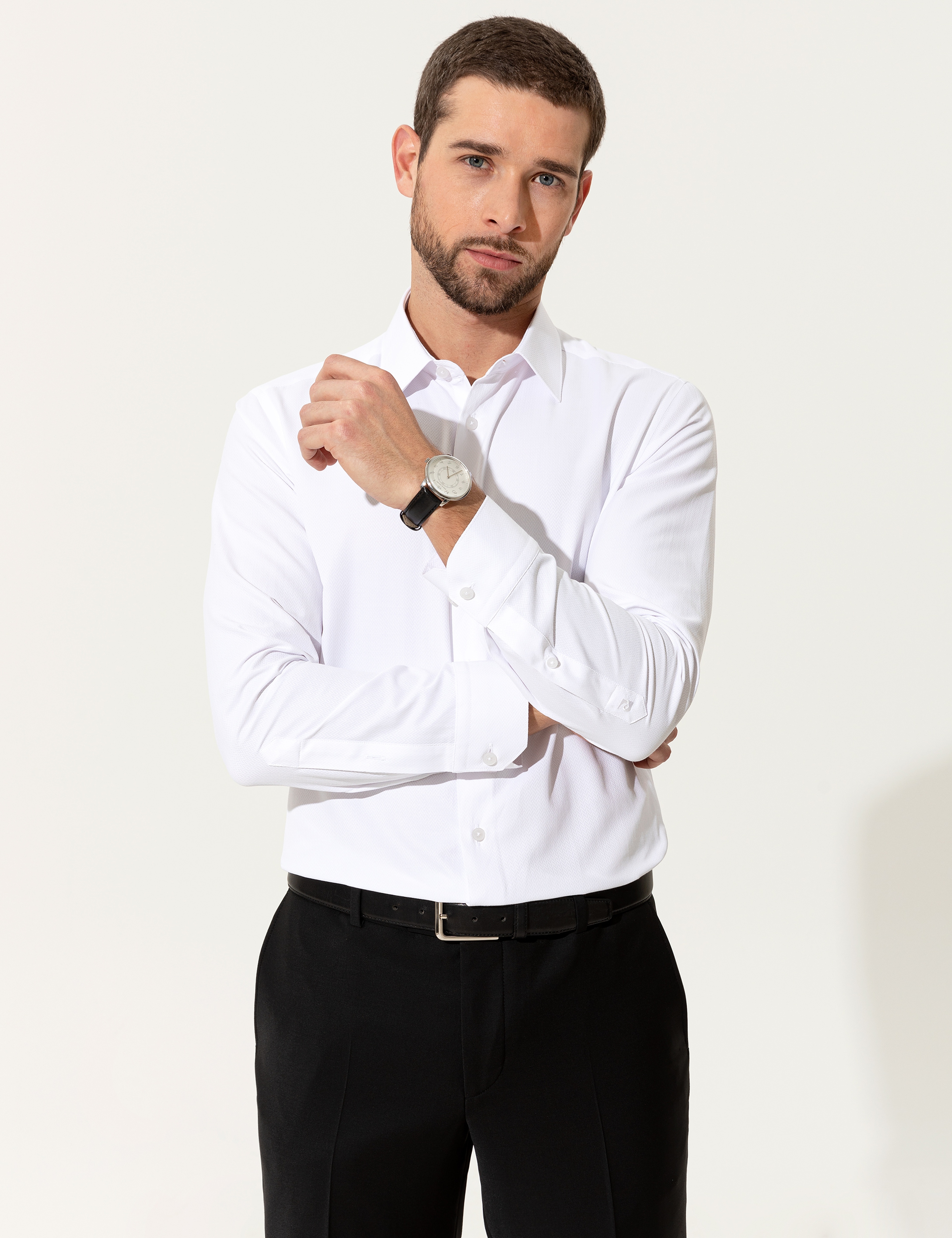 Beyaz Slim Fit Uzun Kollu Gömlek