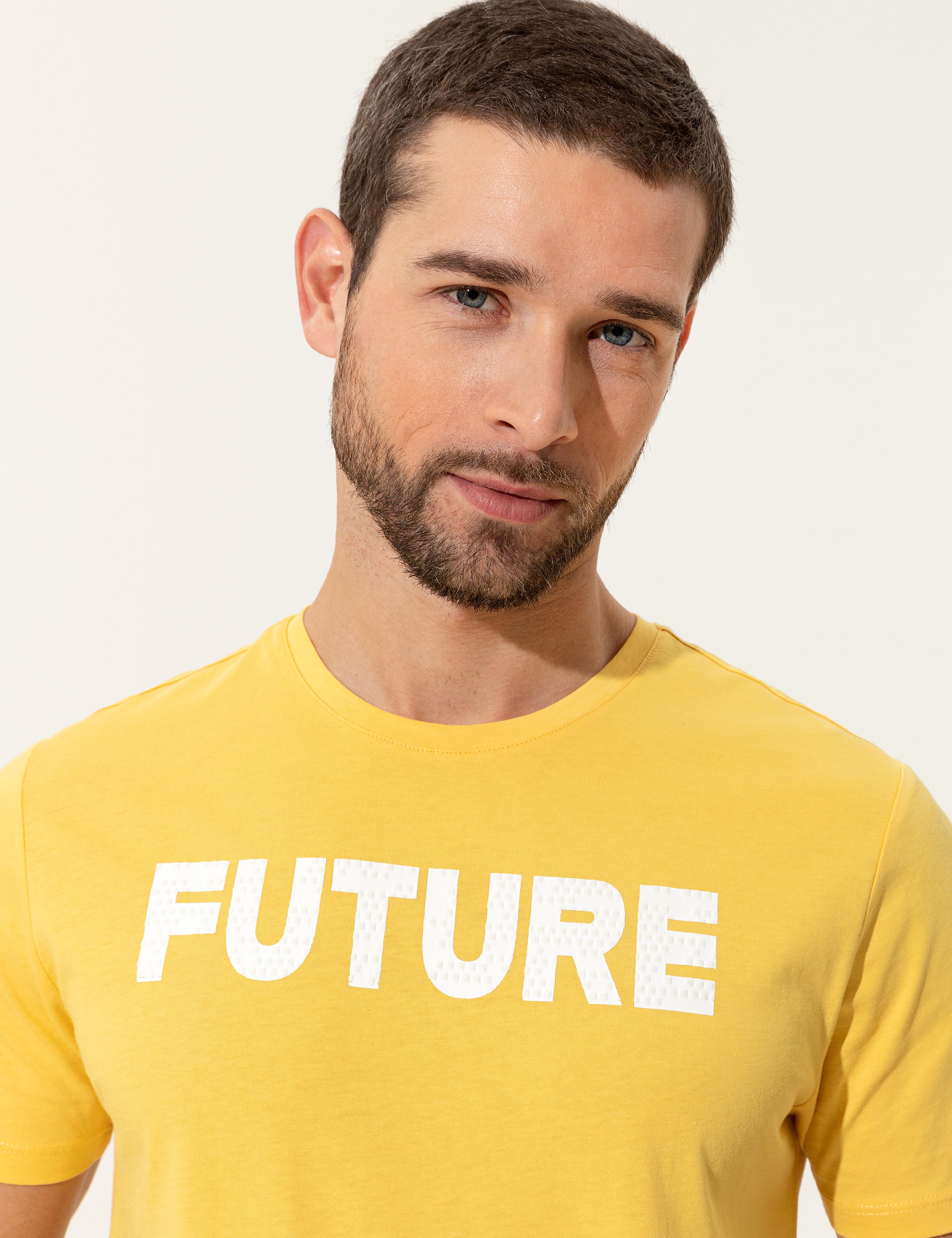 Sarı Slim Fit Baskılı Bisiklet Yaka Tişört - Image 2