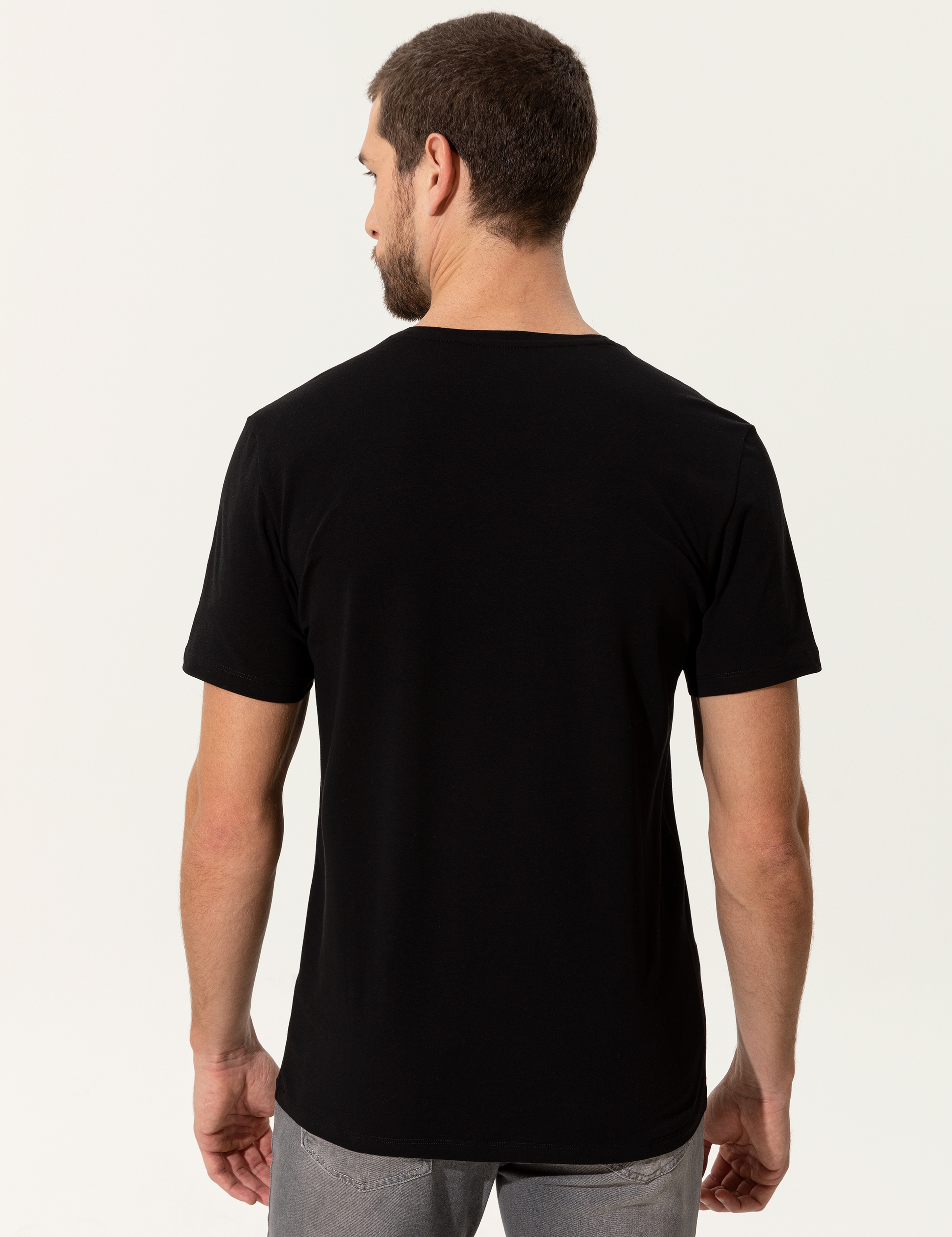 Siyah Slim Fit V - Yaka Basic Tişört - Image 5