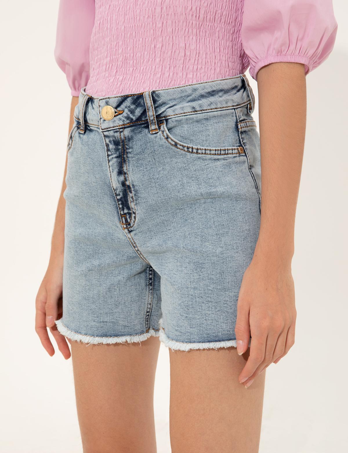 Açık Mavi Oversize Jean Şort - 50252129003