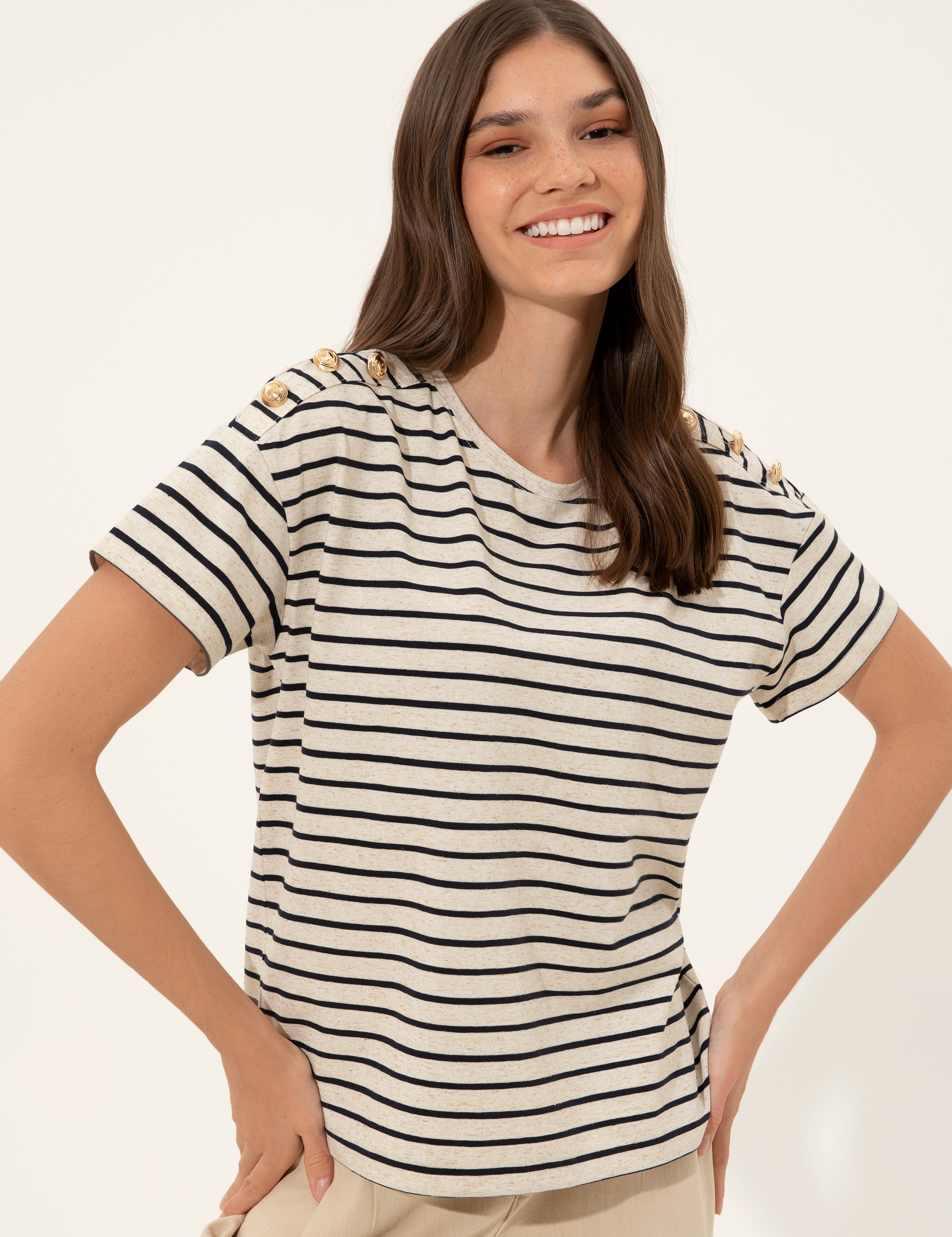 Krem Crop Top Tişört - Image 1