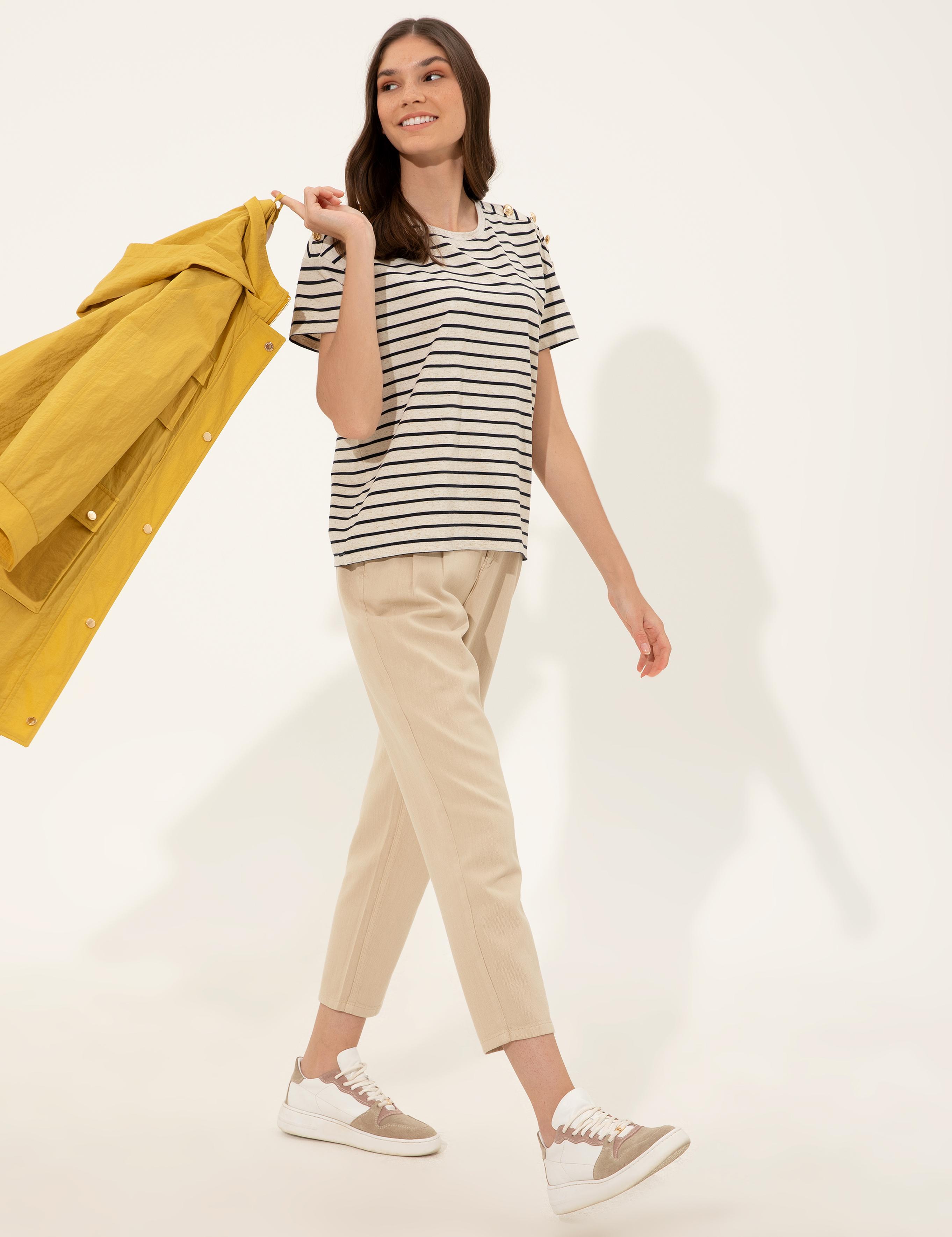 Krem Crop Top Tişört